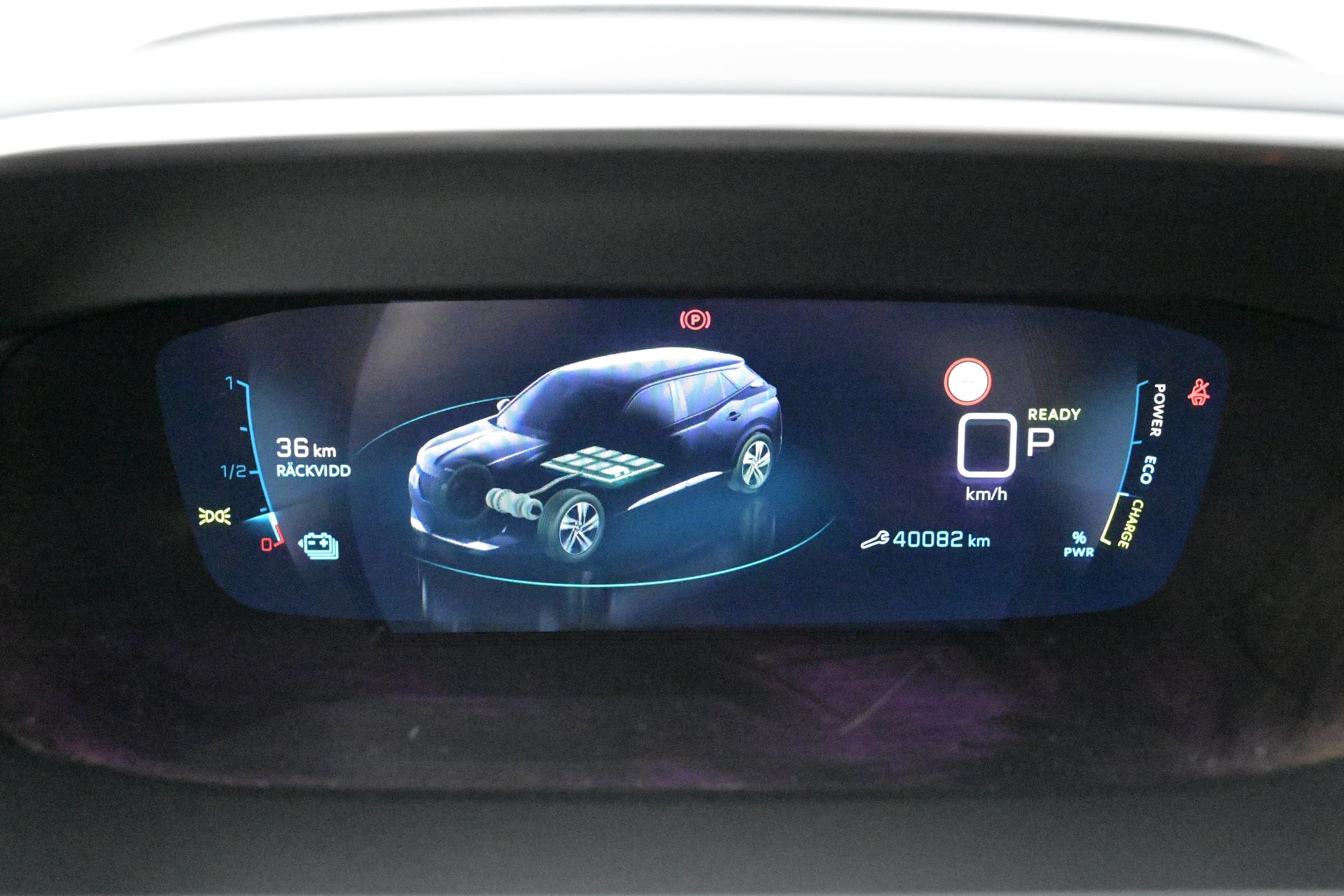 Peugeot e-2008