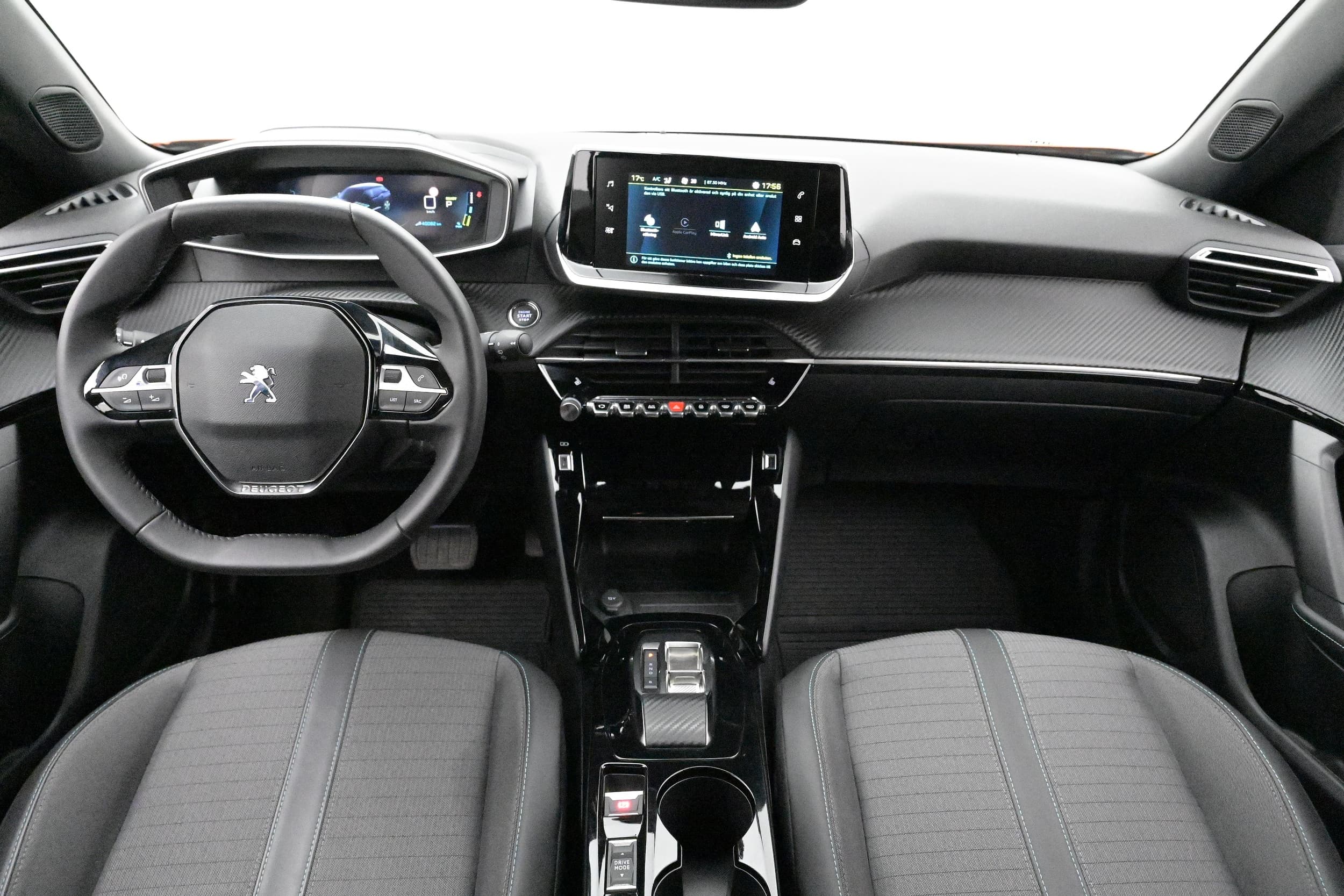 Peugeot e-2008