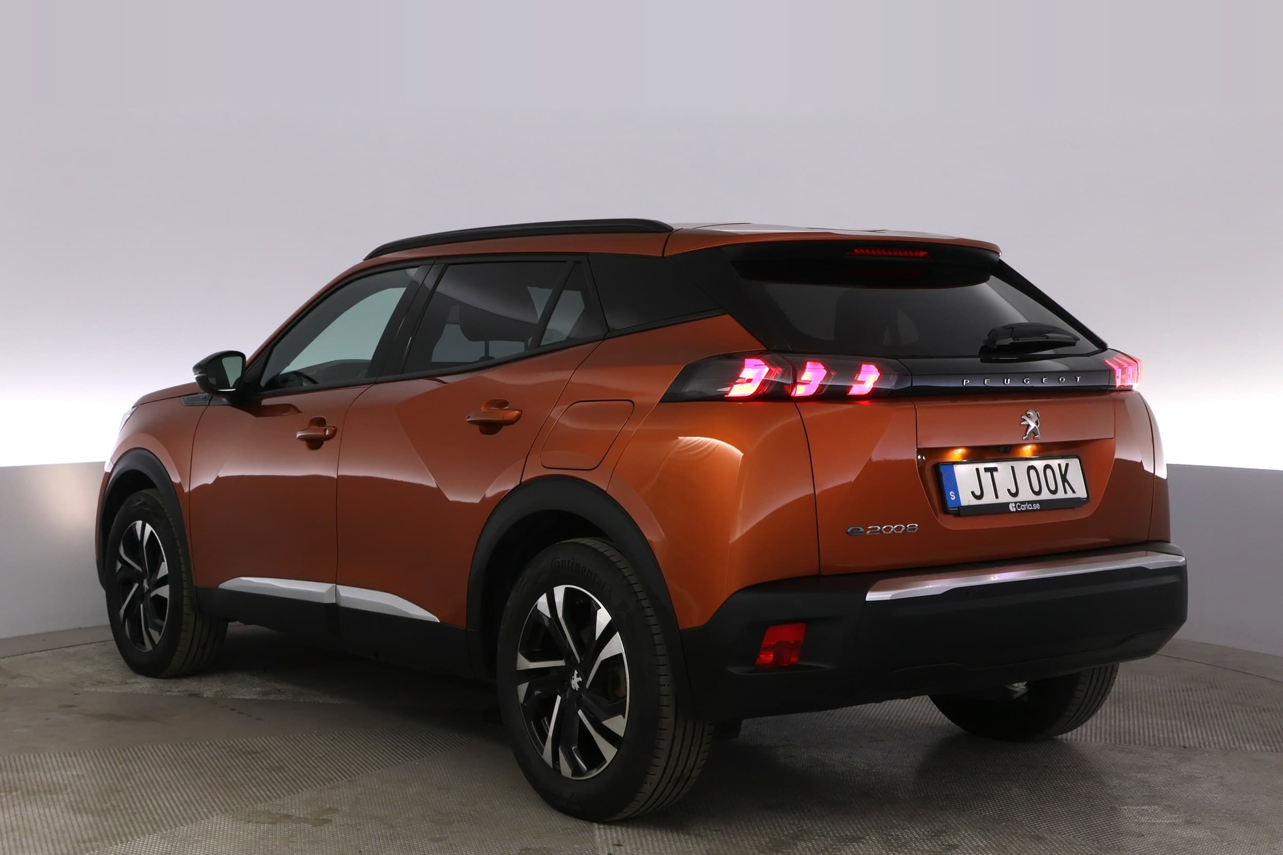 Peugeot e-2008