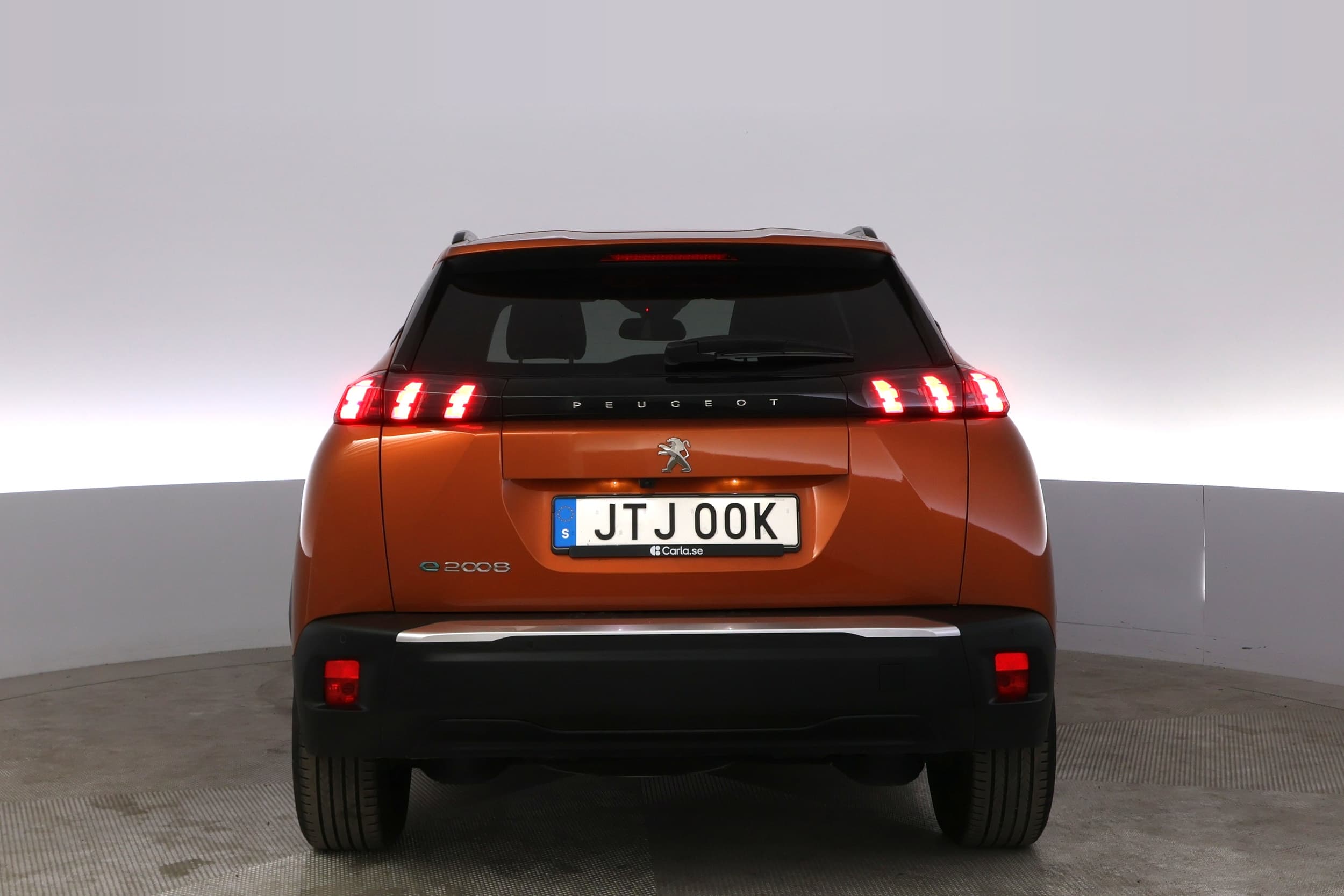 Peugeot e-2008