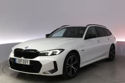 BMW 330e