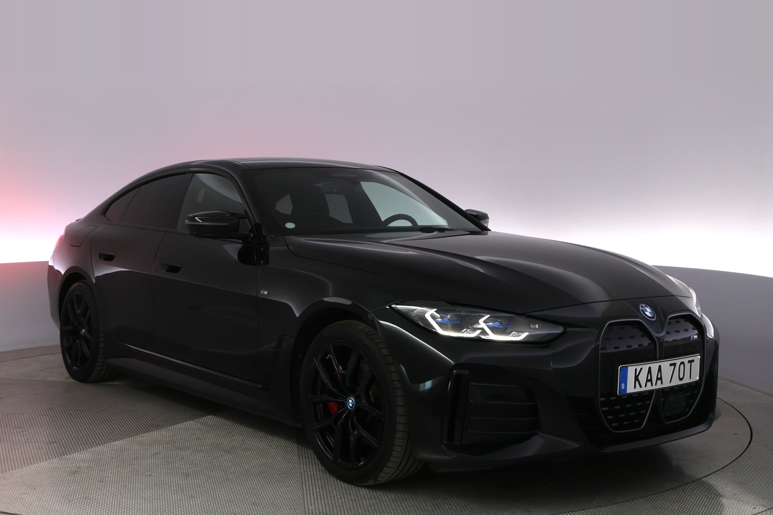 BMW i4