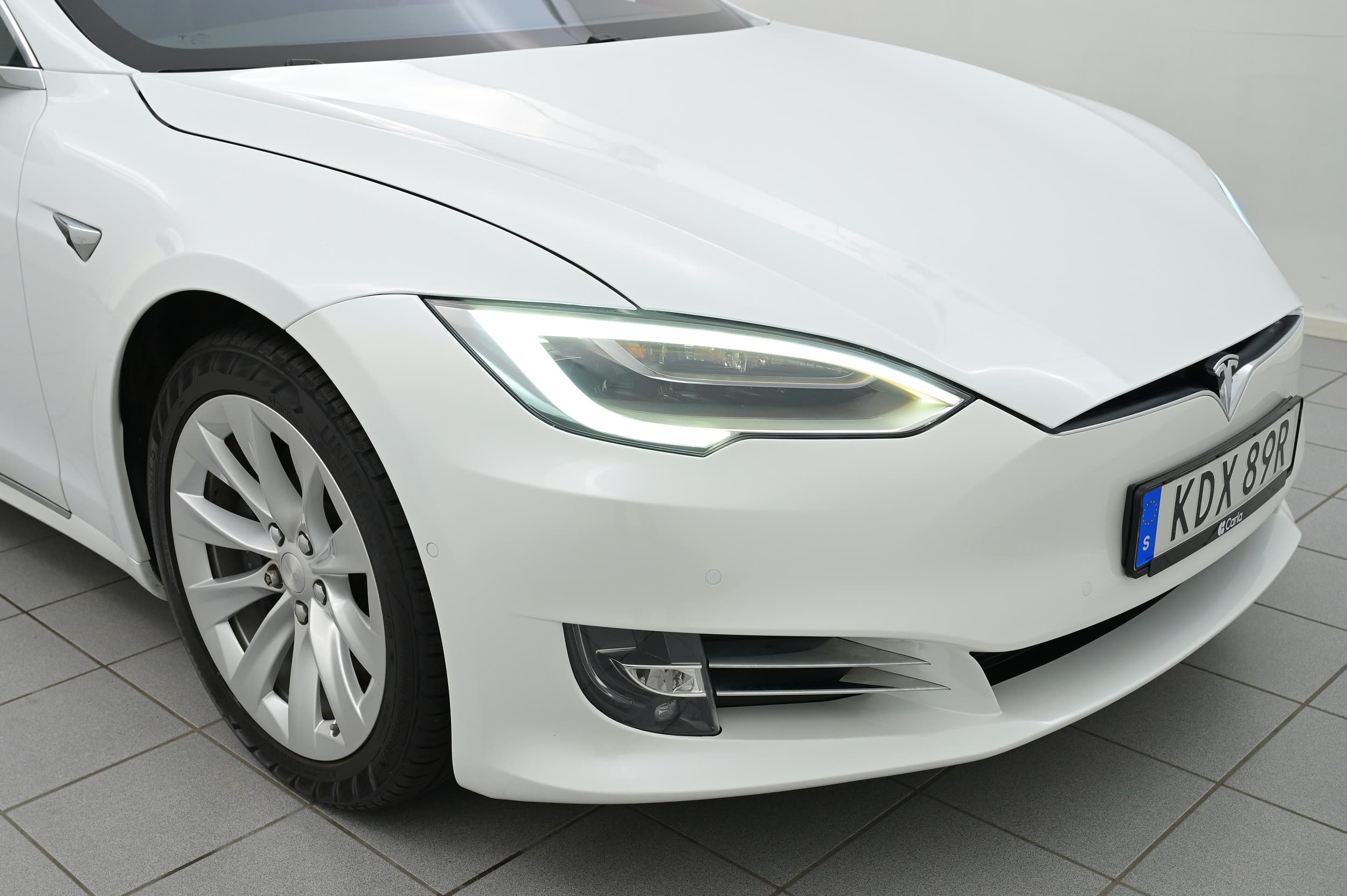Tesla Model S
