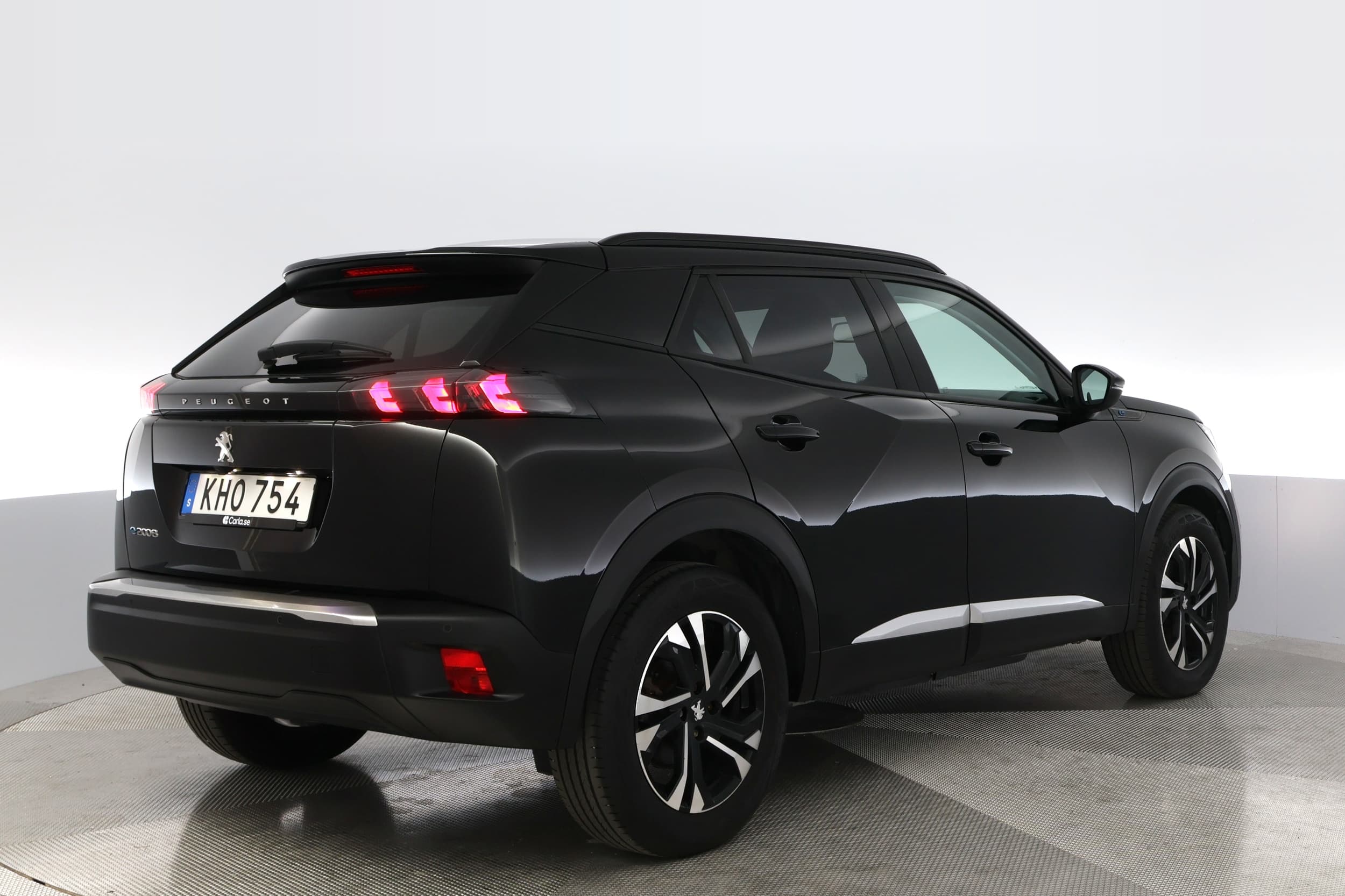 Peugeot e-2008