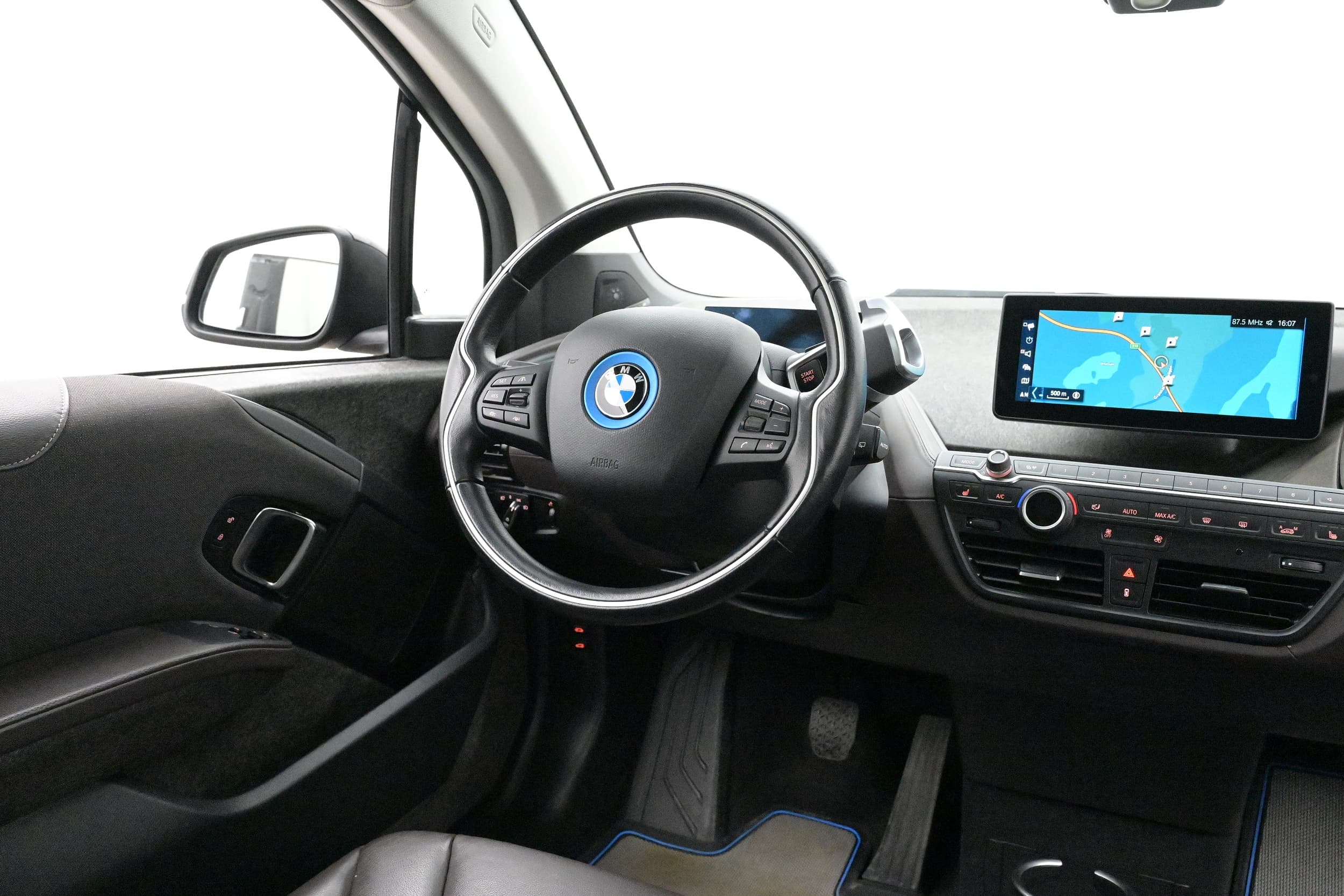 BMW i3s