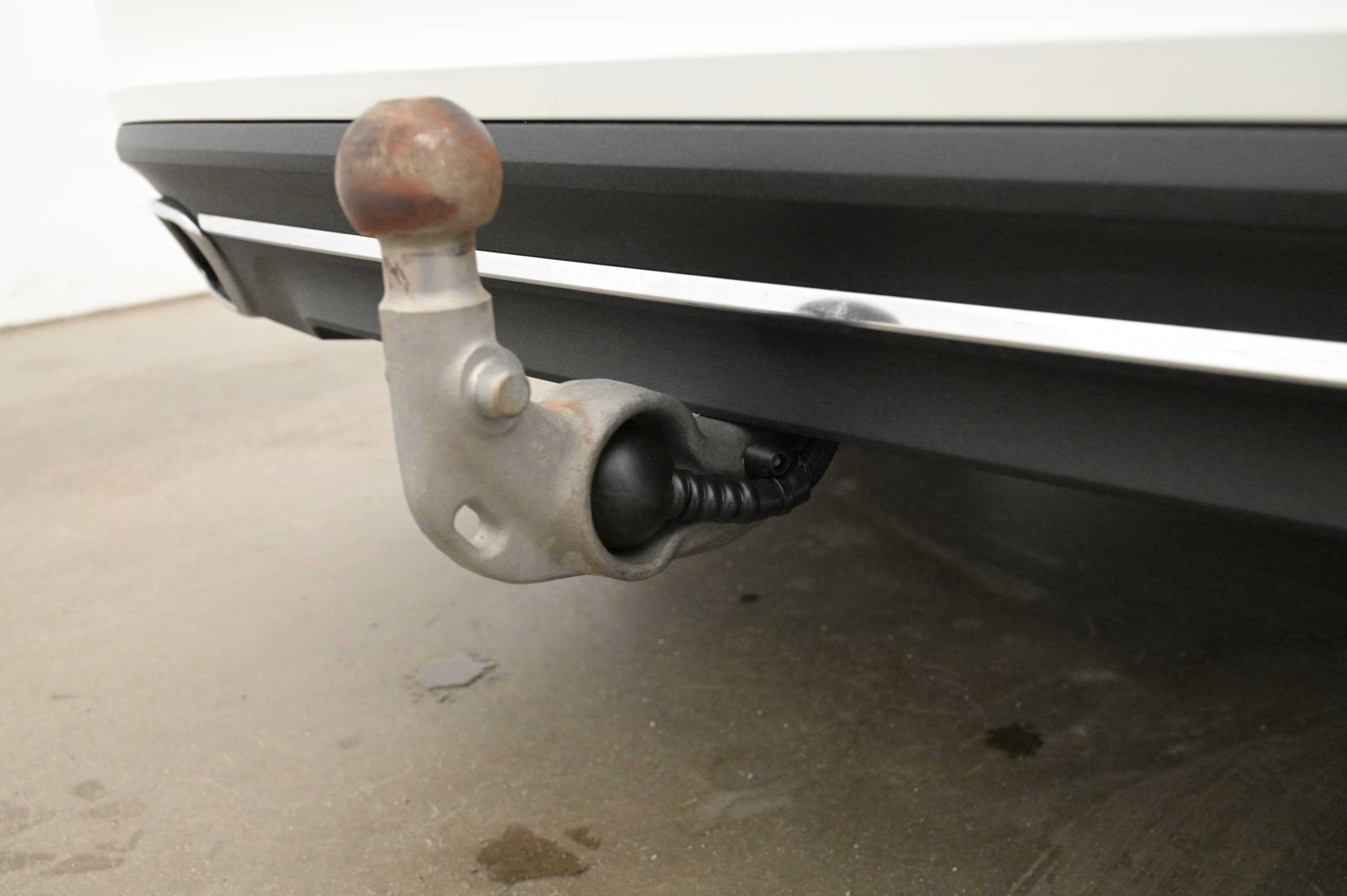 Dragkrok (Halv-elmanövrerad)