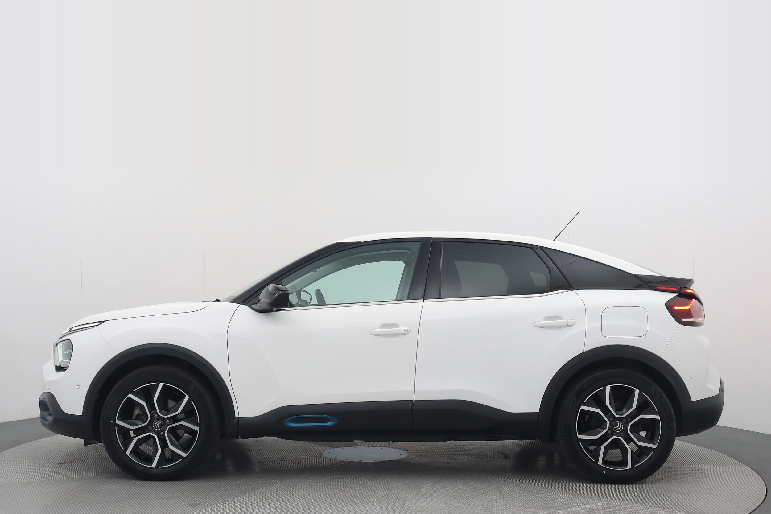 Citroën ë-C4