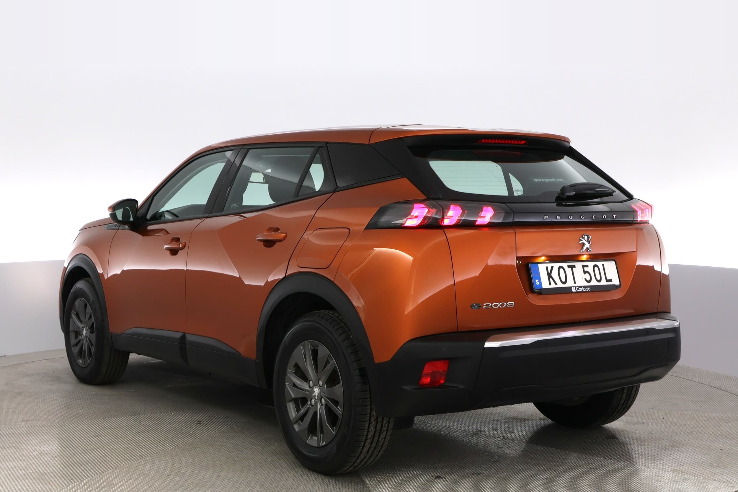 Peugeot e-2008