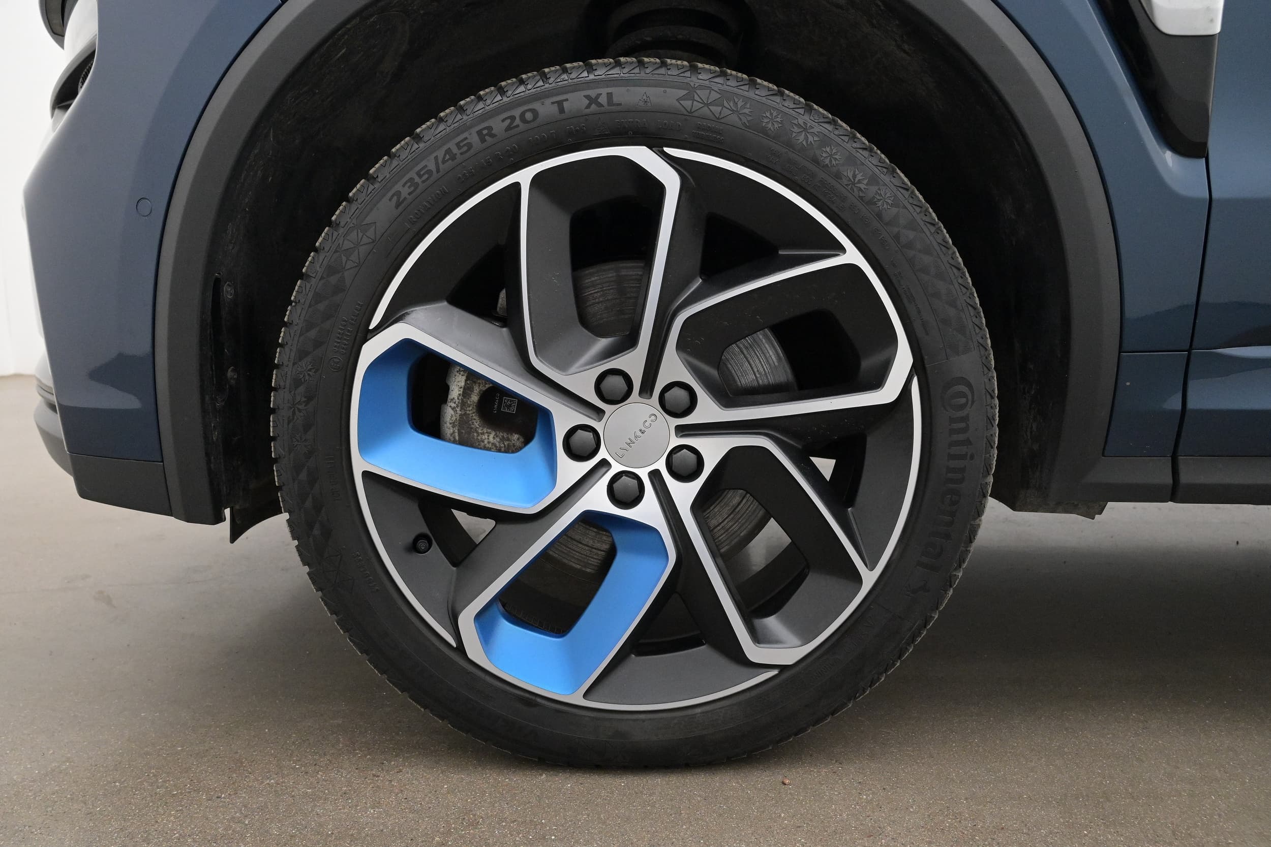 Lynk & Co 01