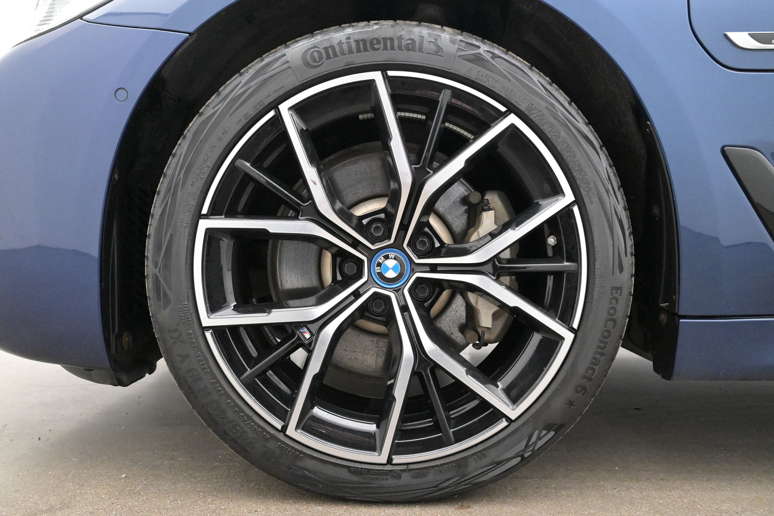 BMW 530e