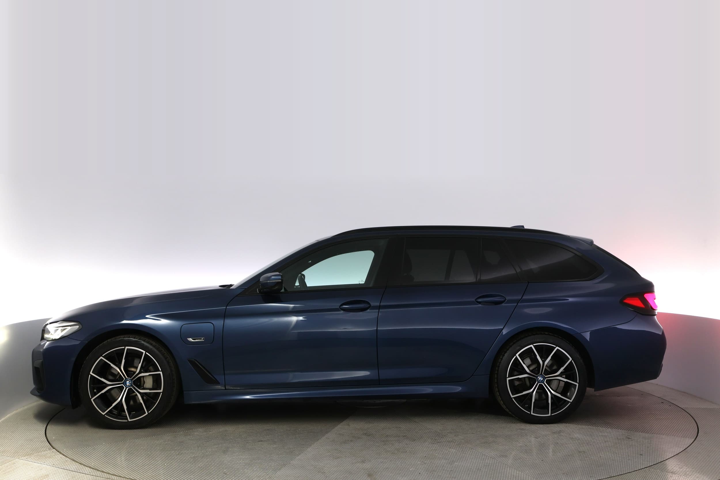 BMW 530e