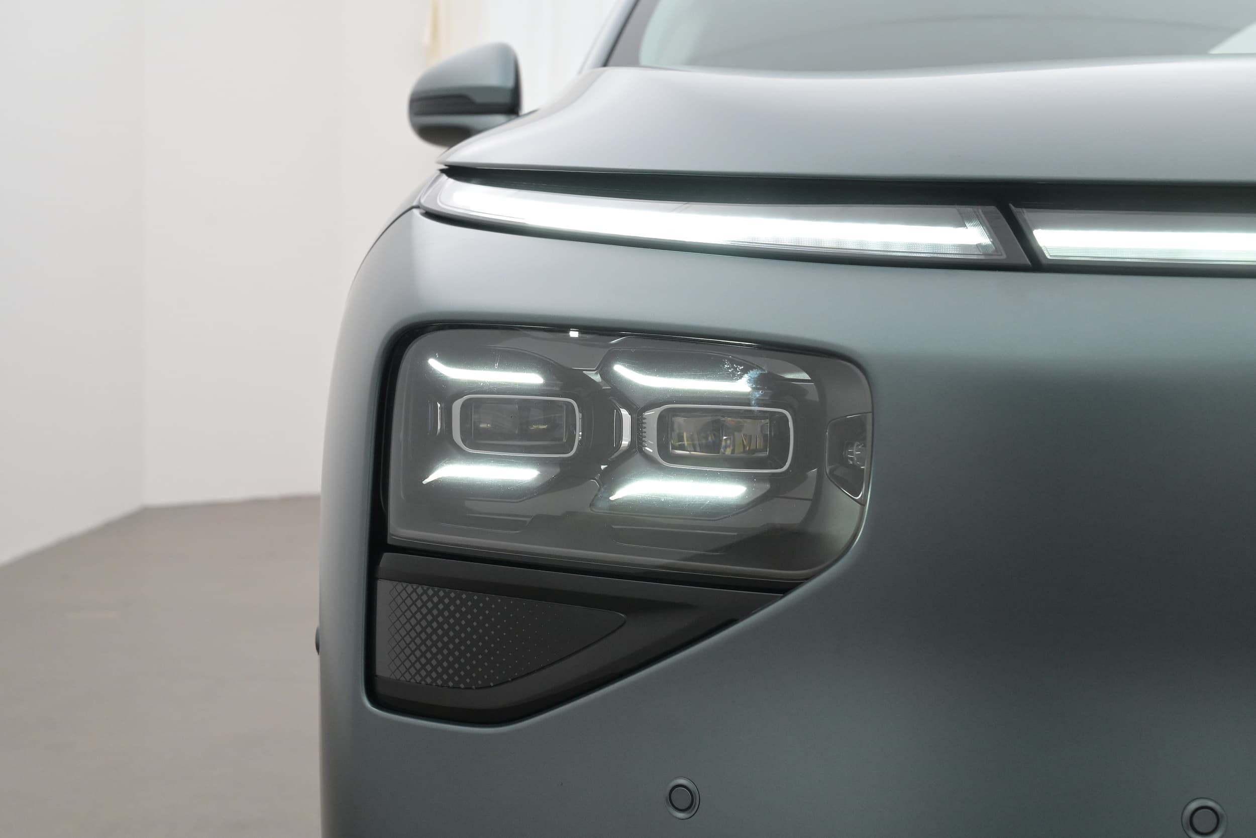 Xpeng G9