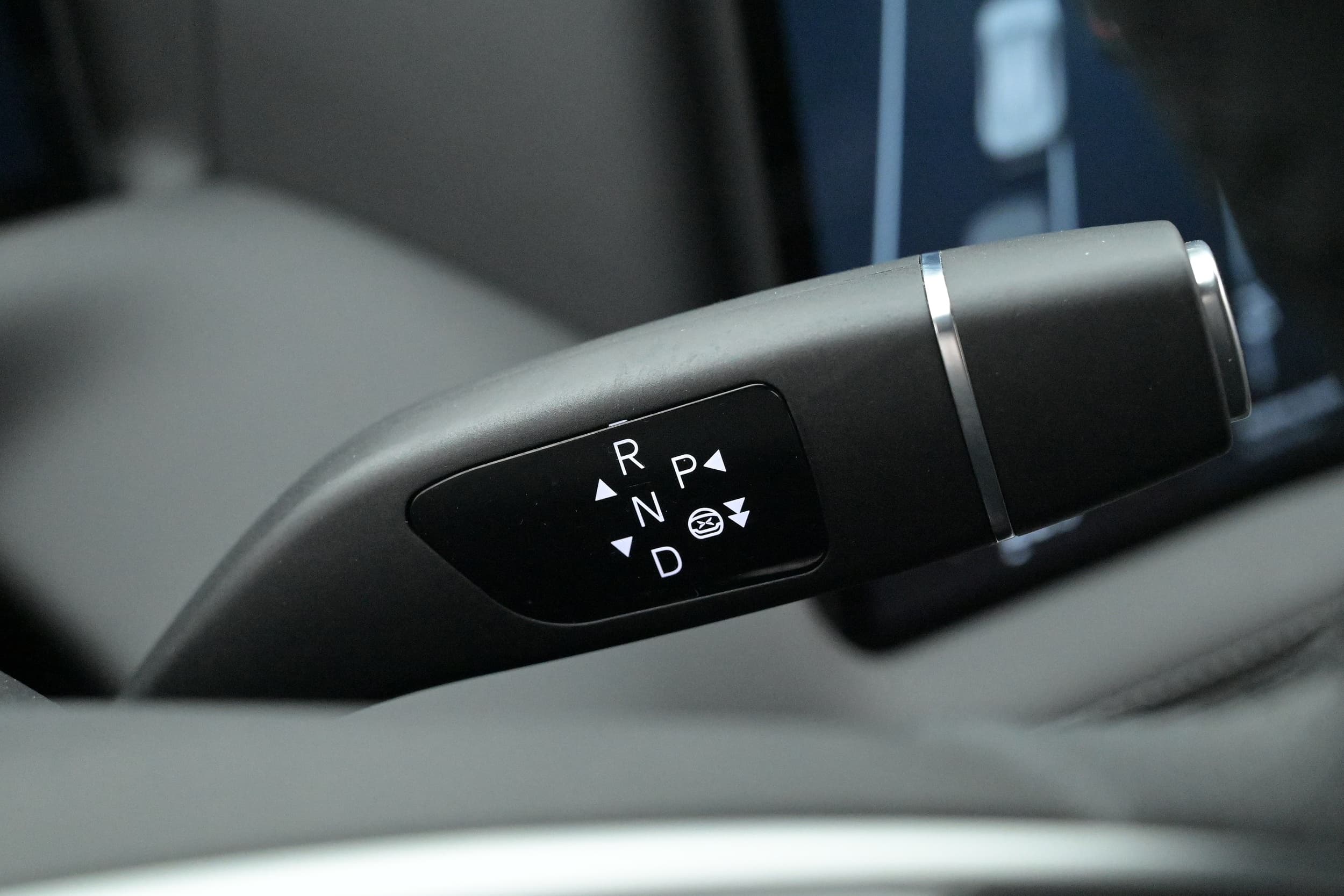 Xpeng G9