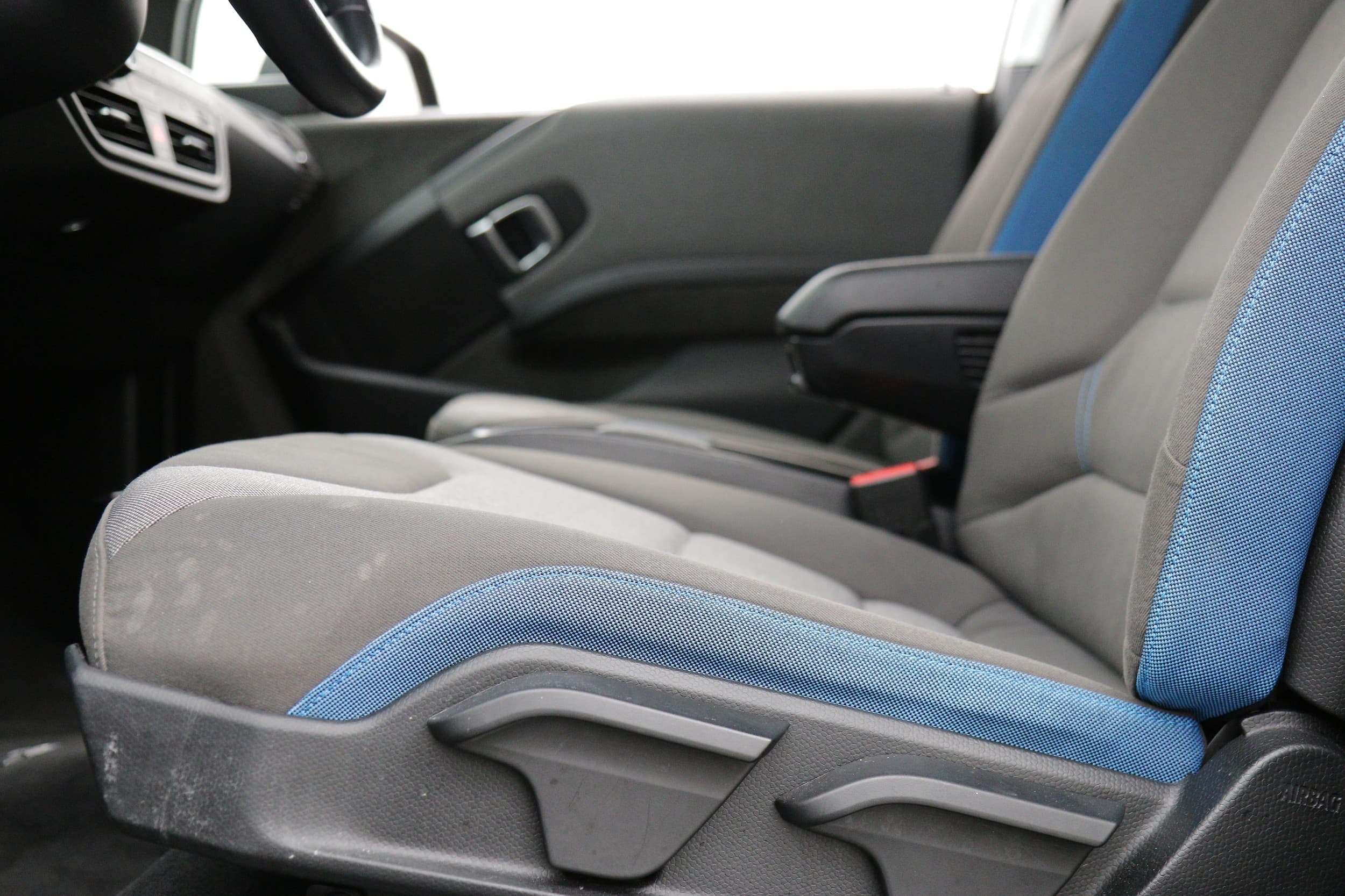 BMW i3s
