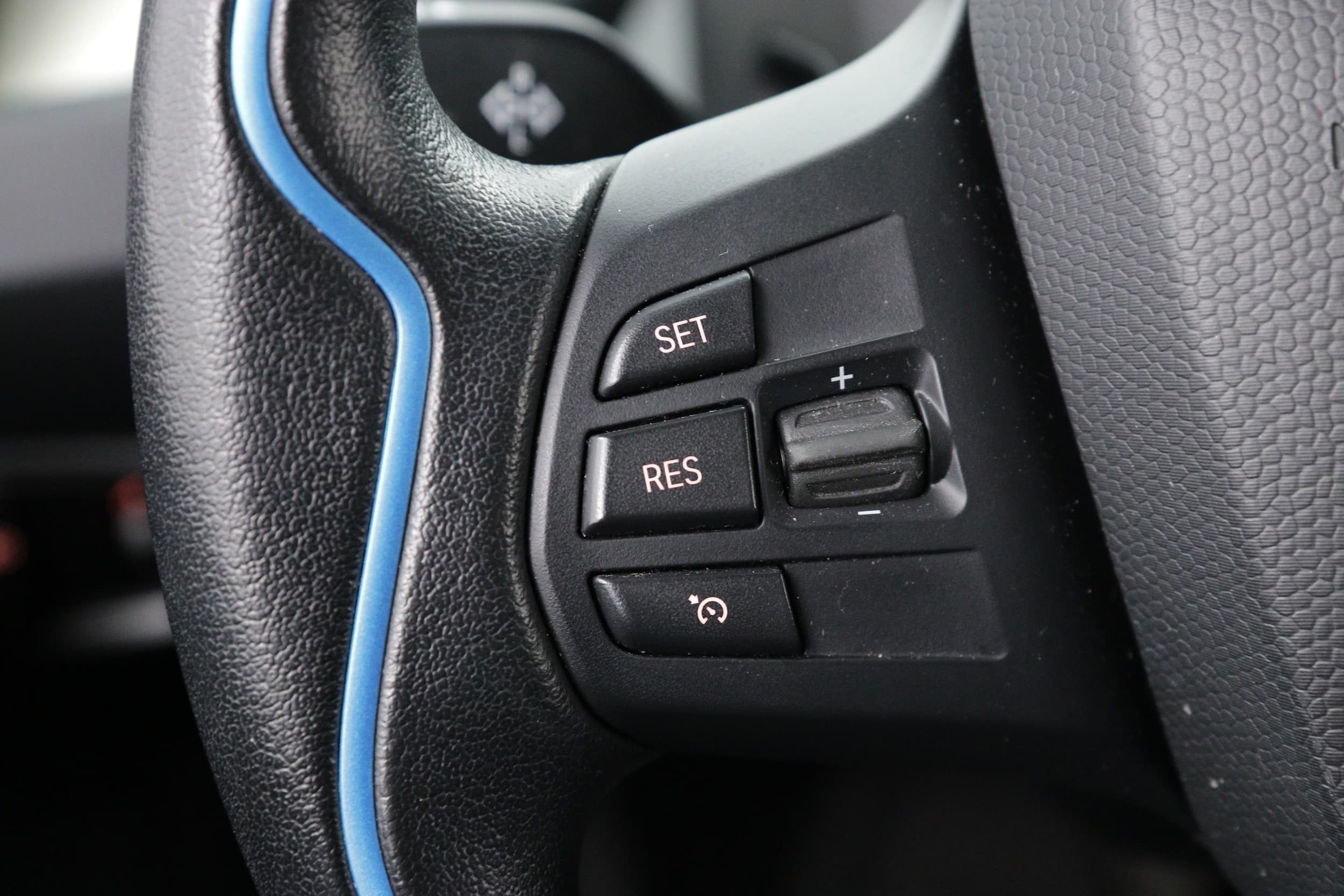 BMW i3s