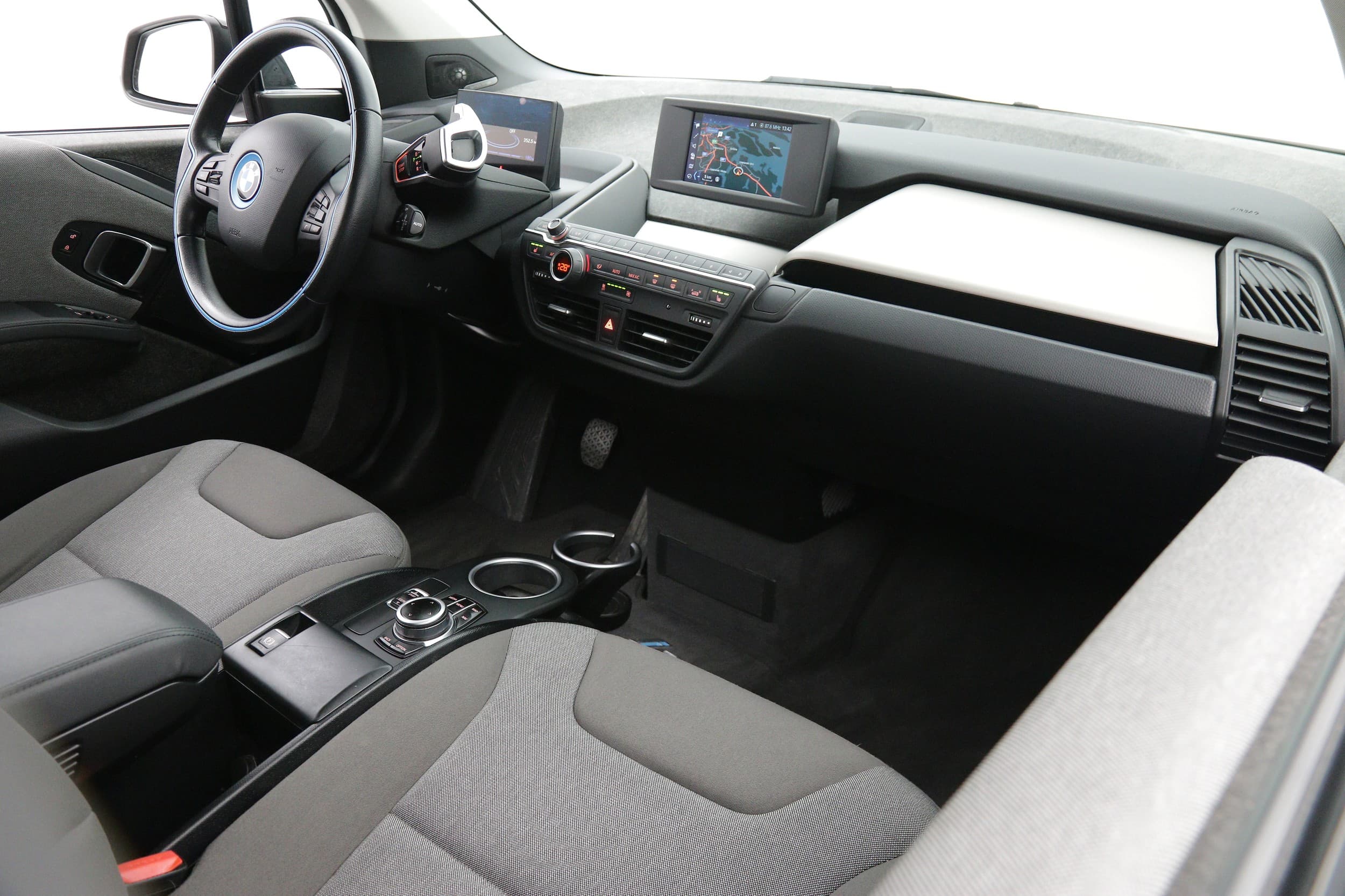 BMW i3s
