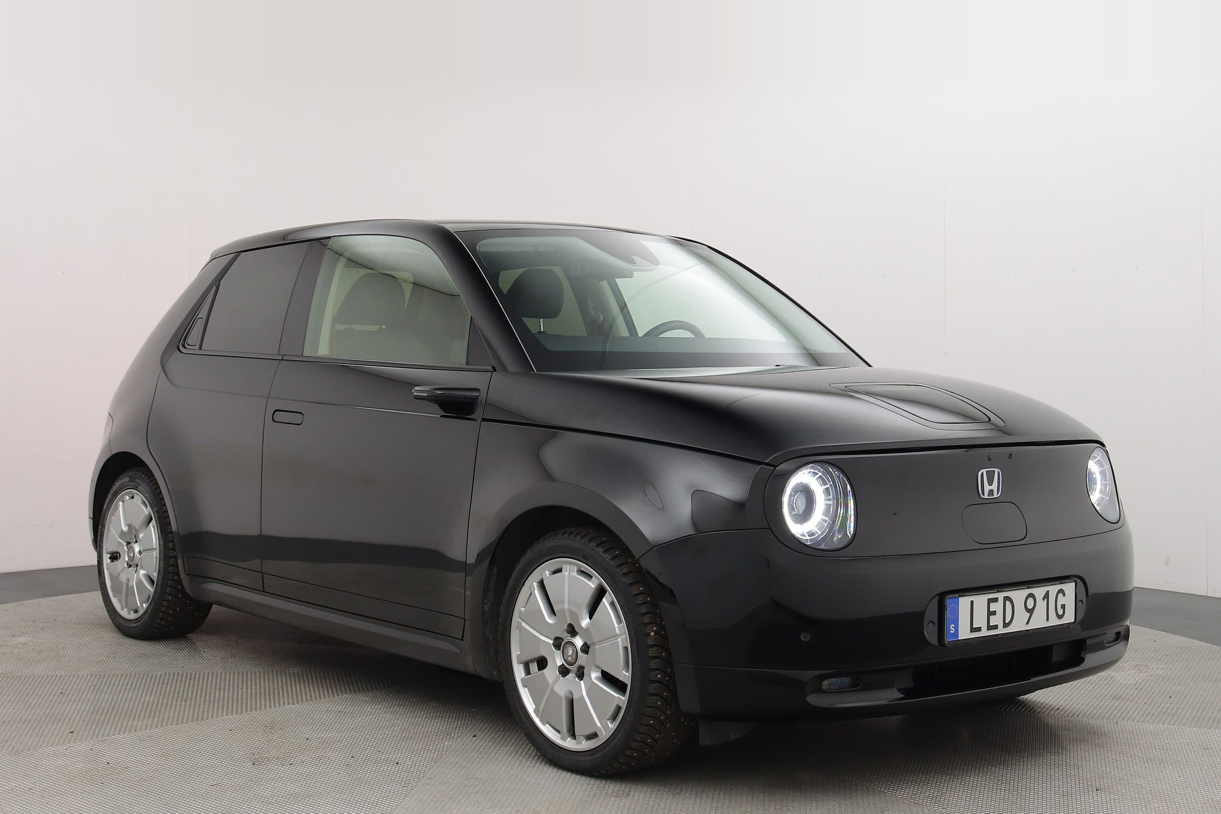 Honda E