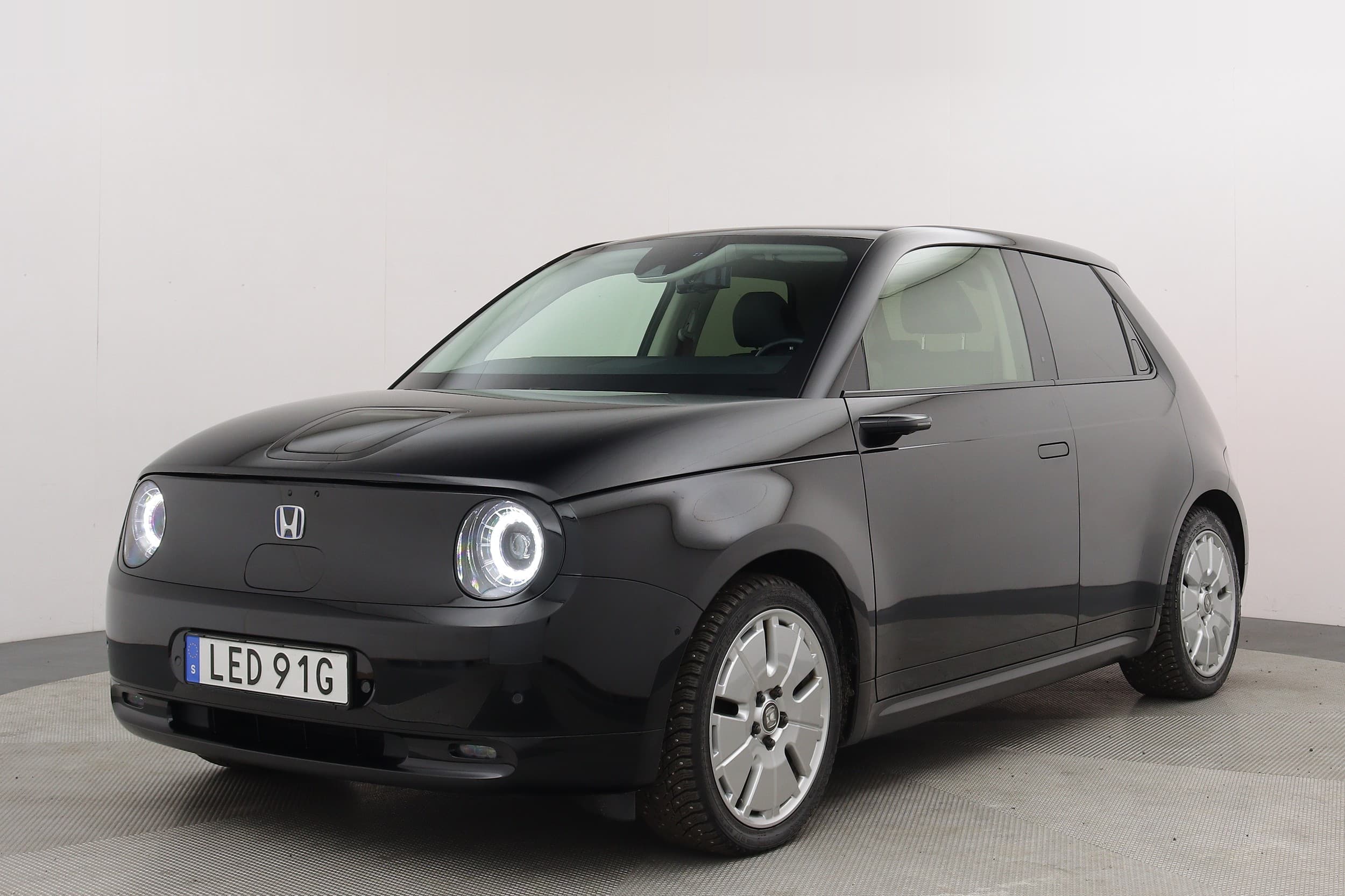 Honda E