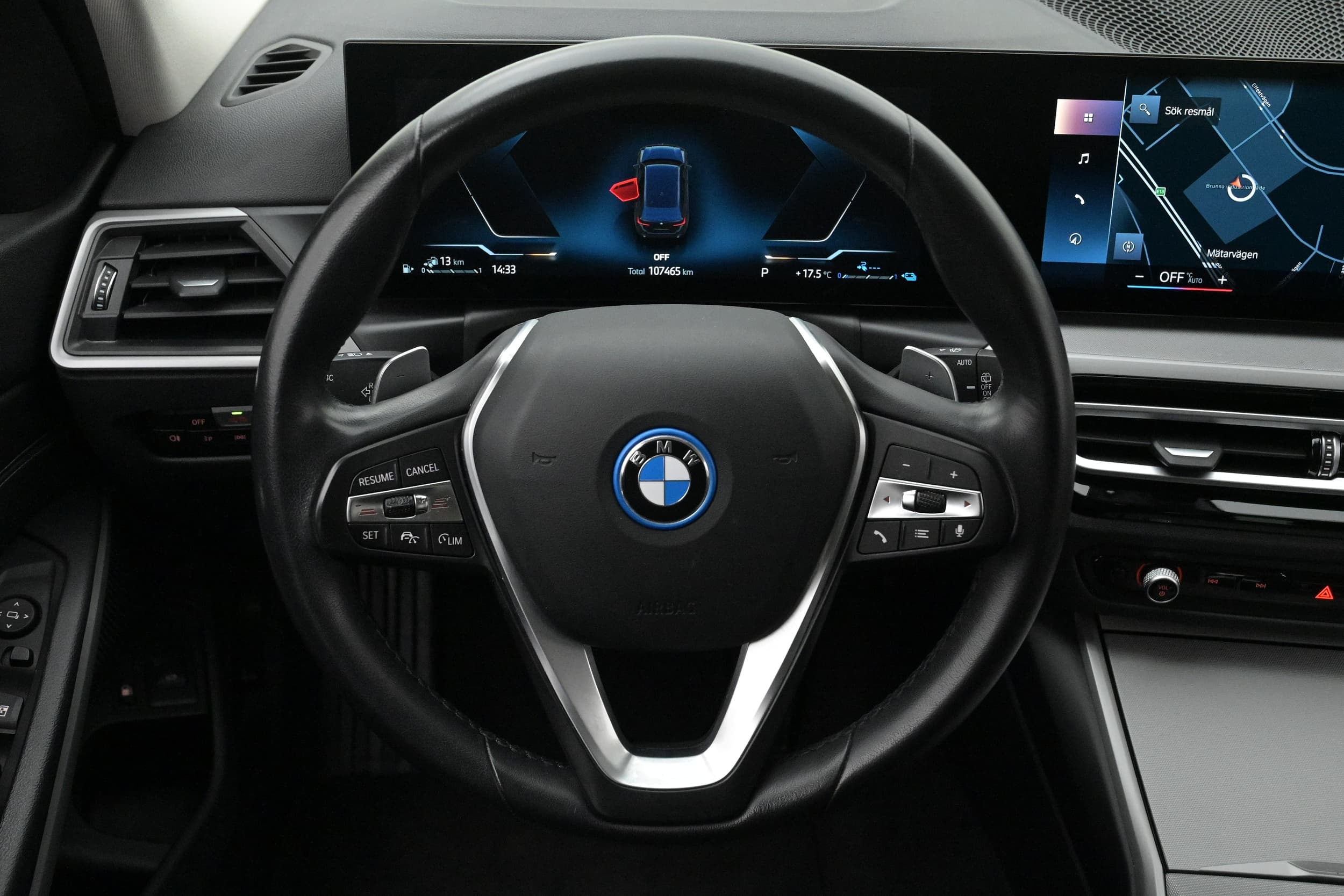 BMW 330e
