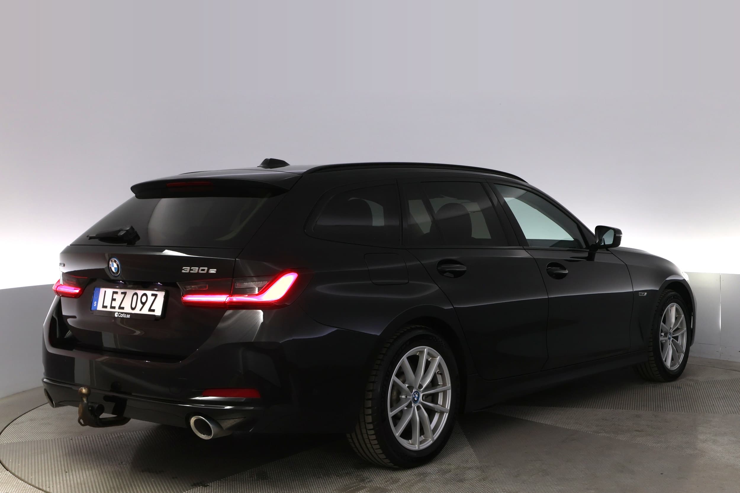 BMW 330e
