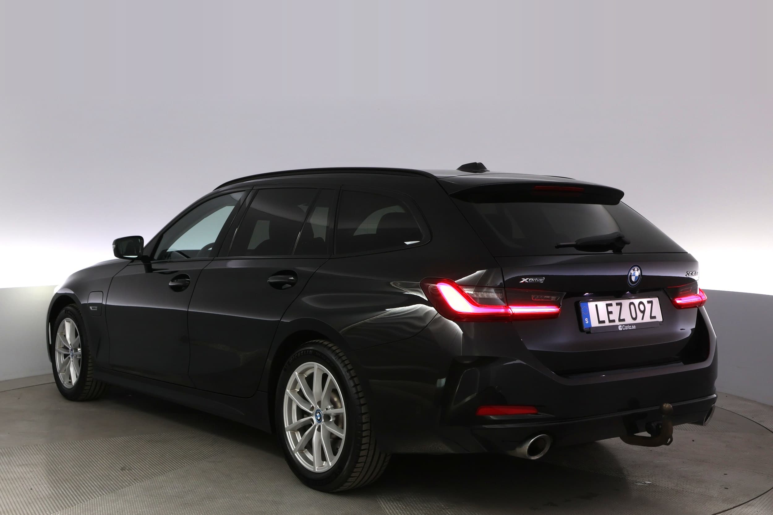 BMW 330e