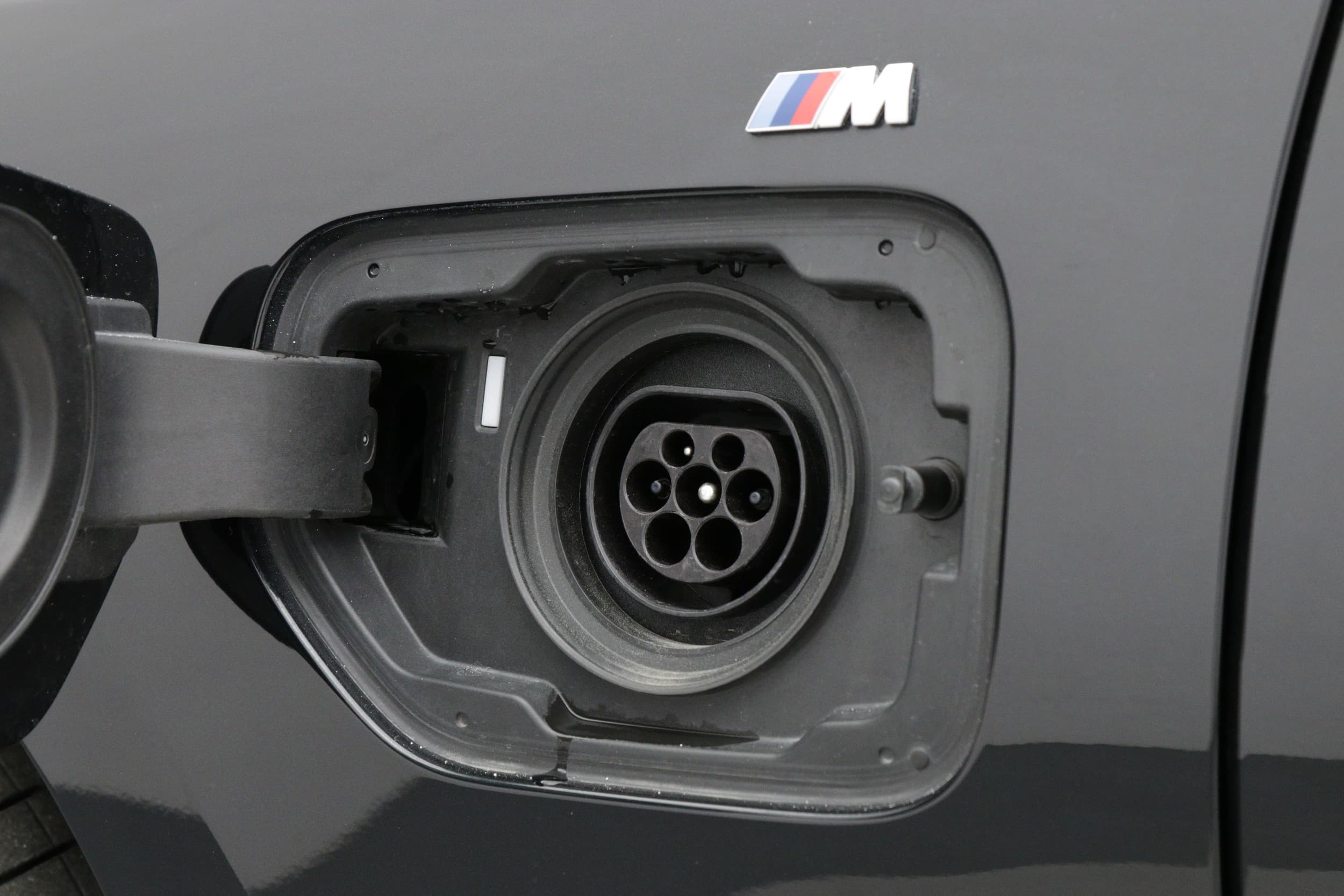 BMW 330e