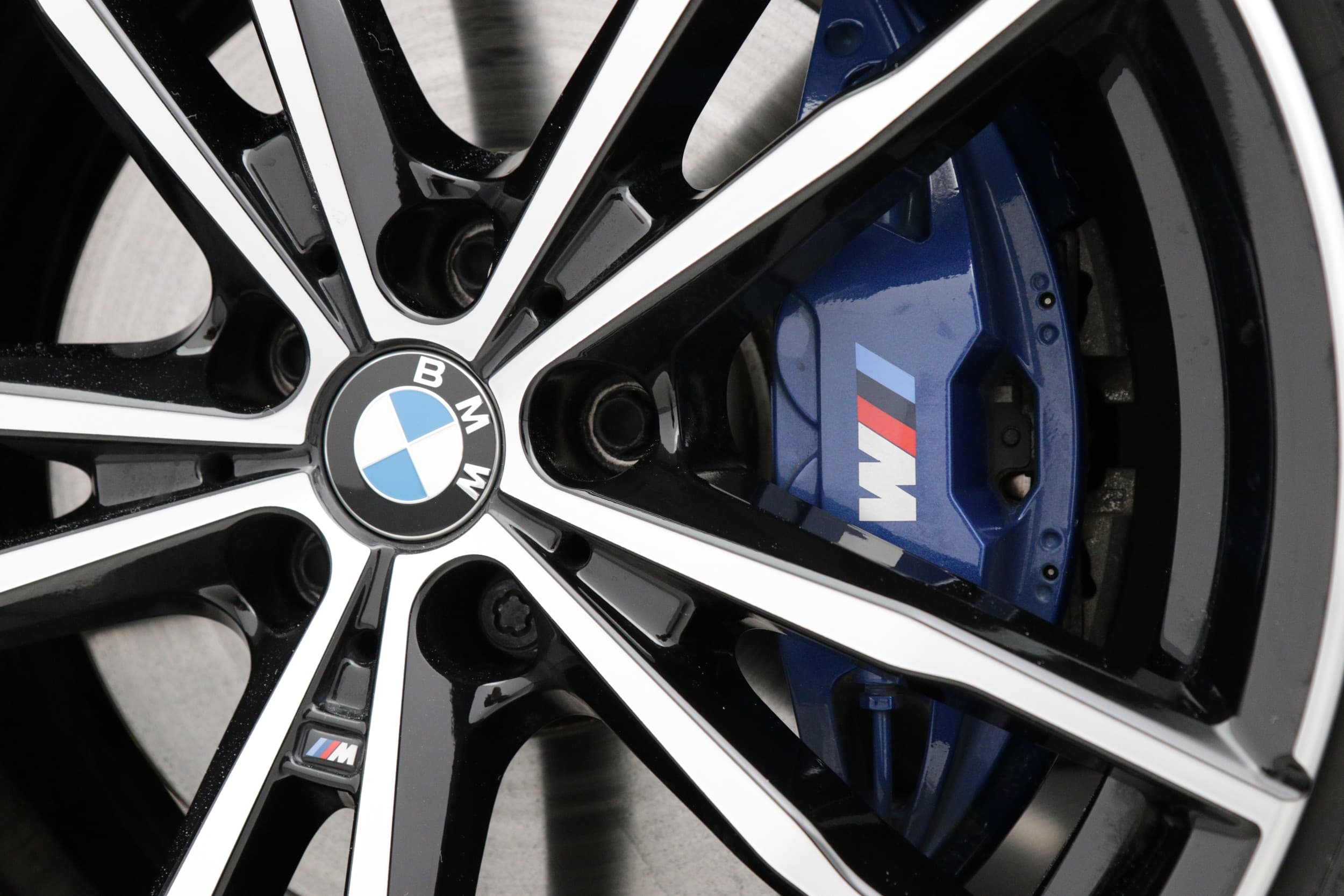 BMW 330e