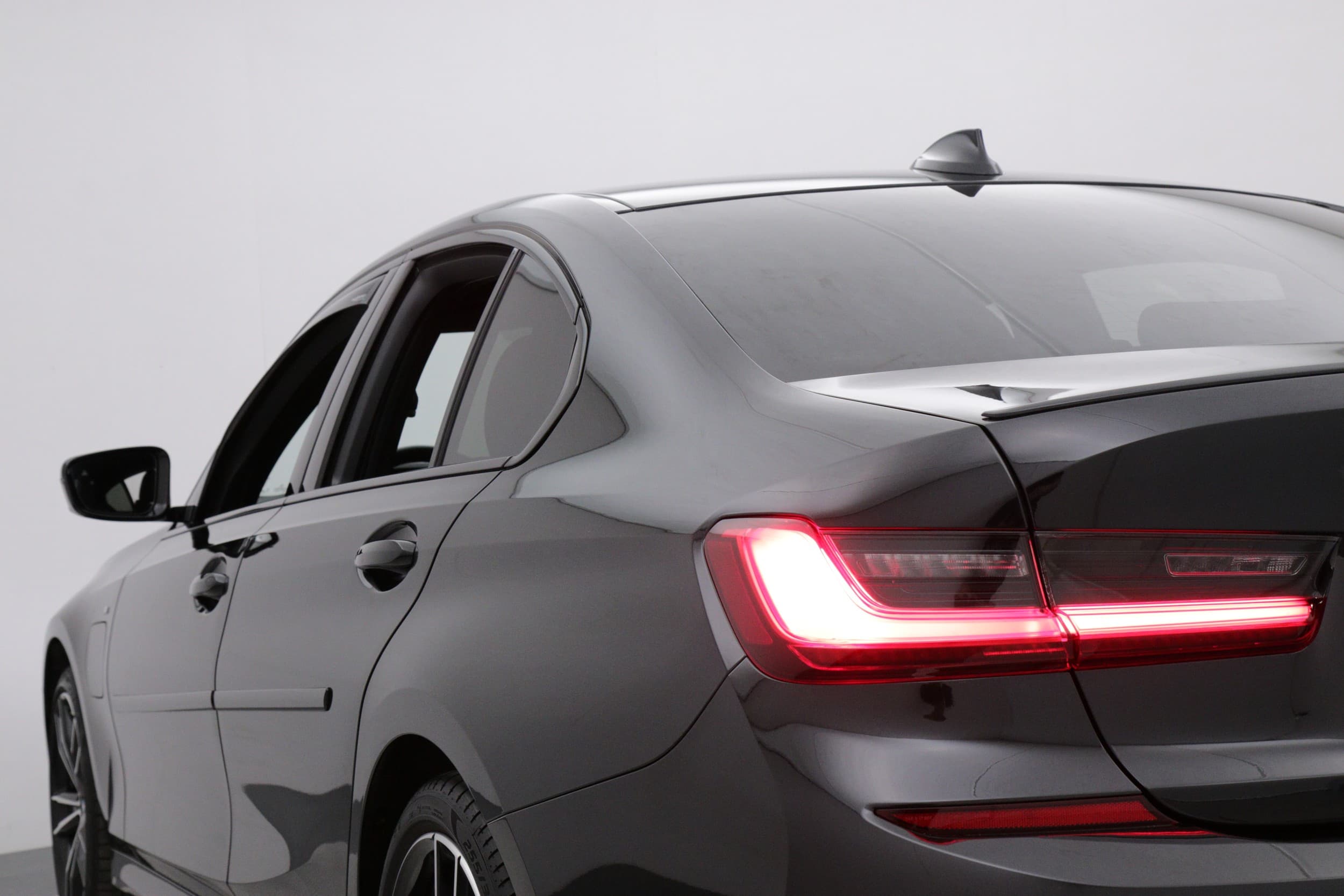 BMW 330e
