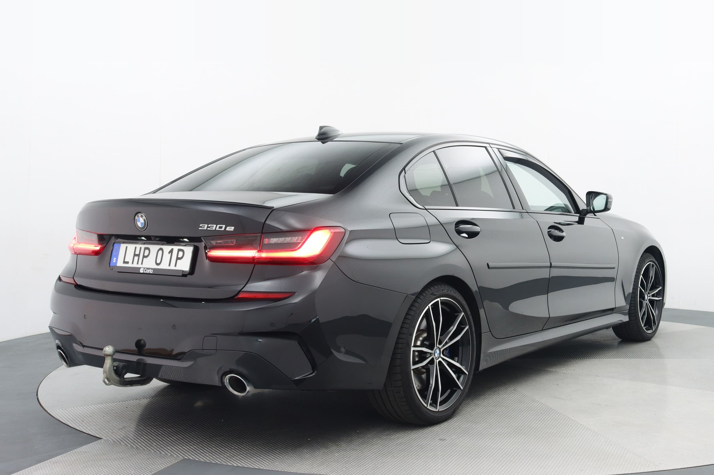 BMW 330e