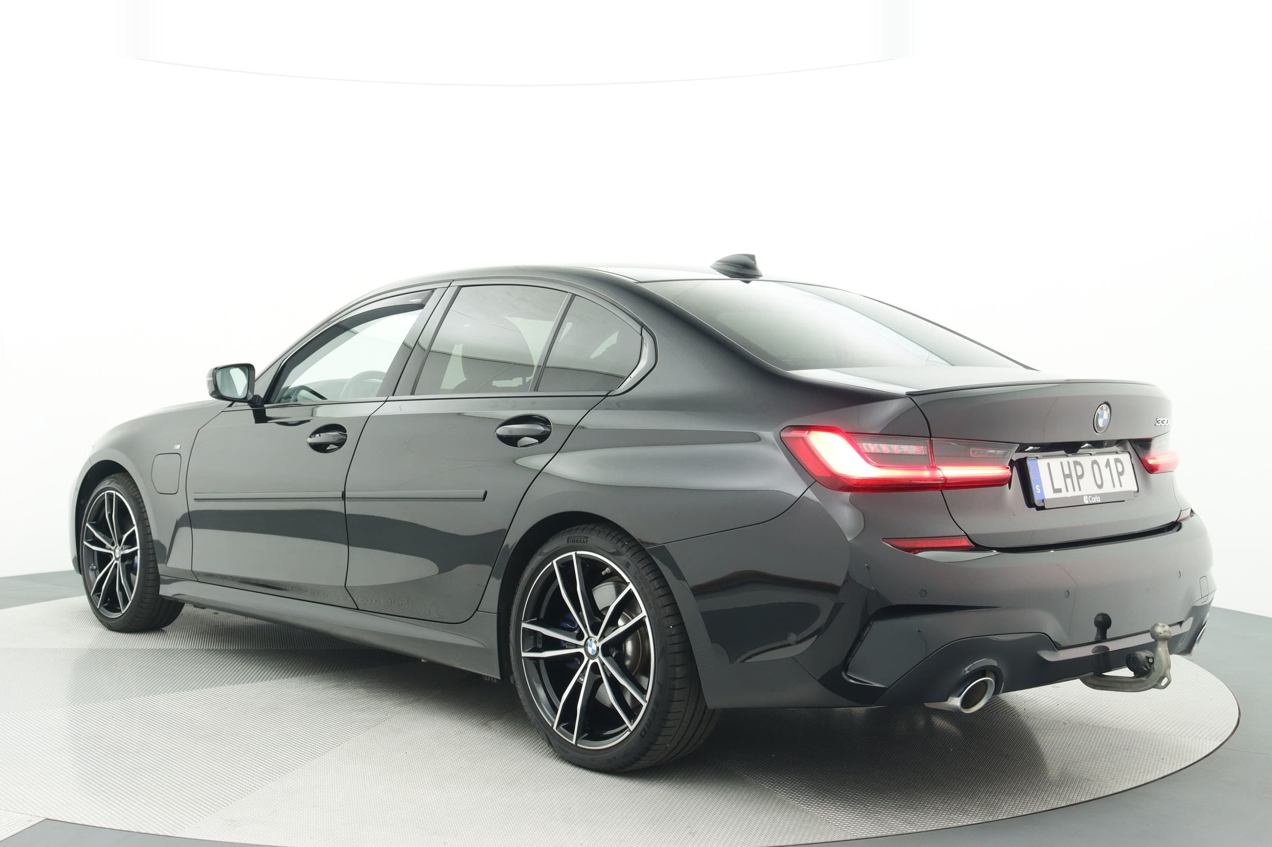 BMW 330e