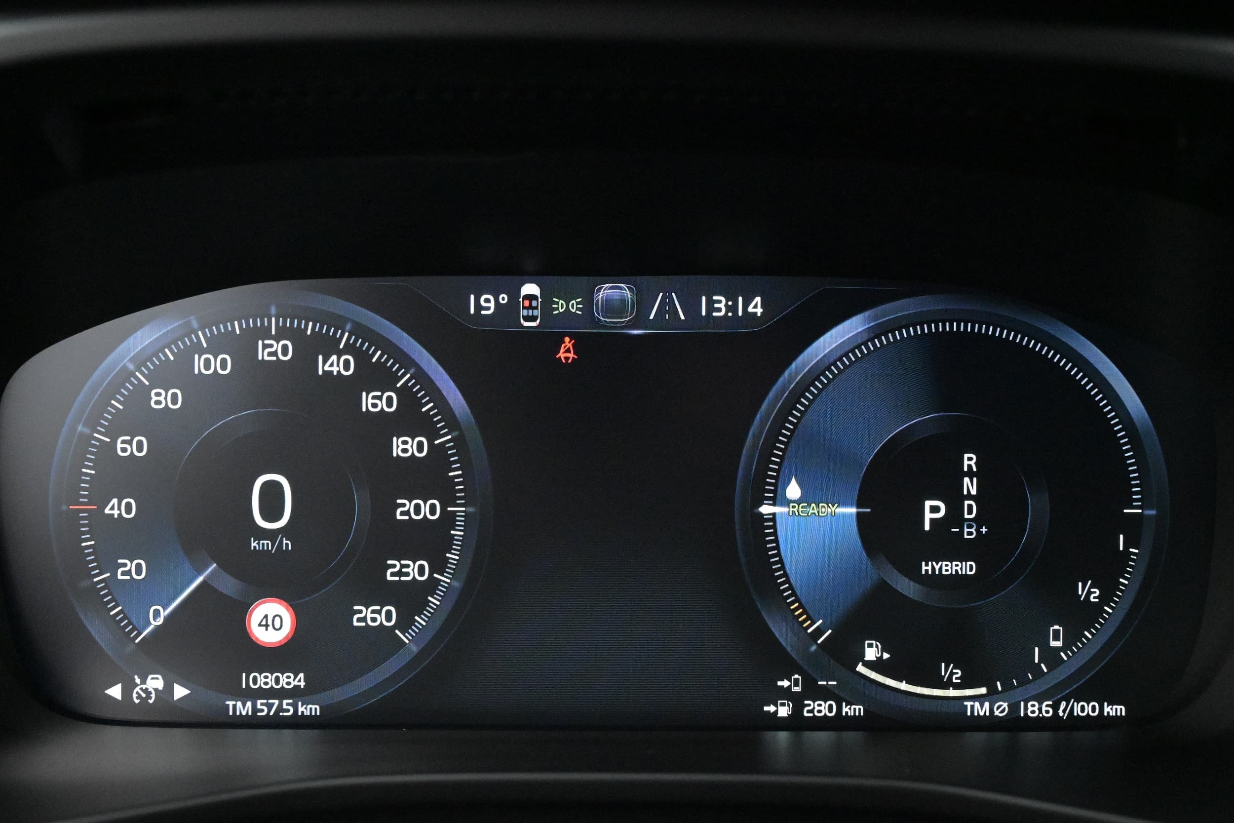 Volvo XC40