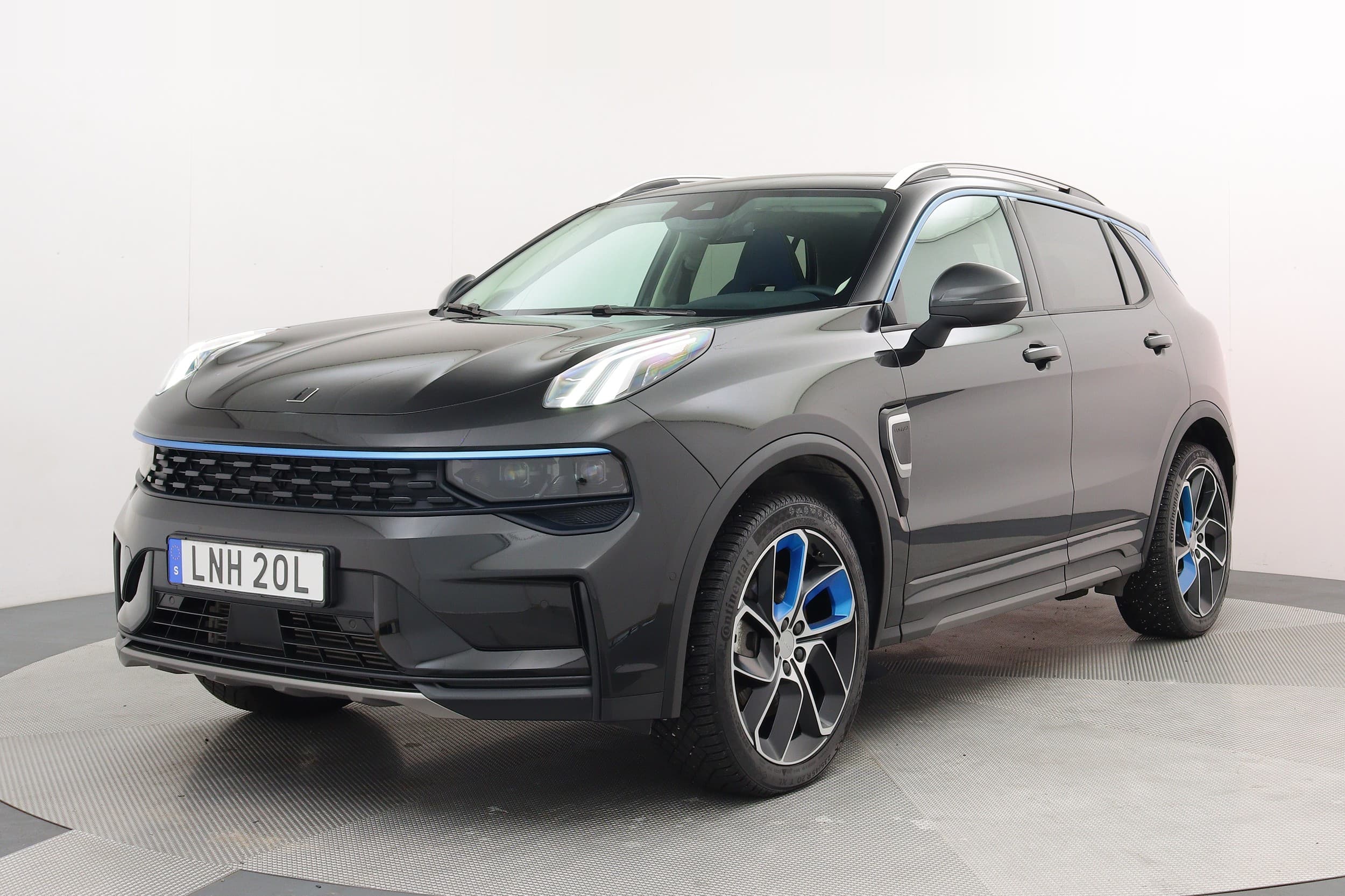Lynk & Co 01