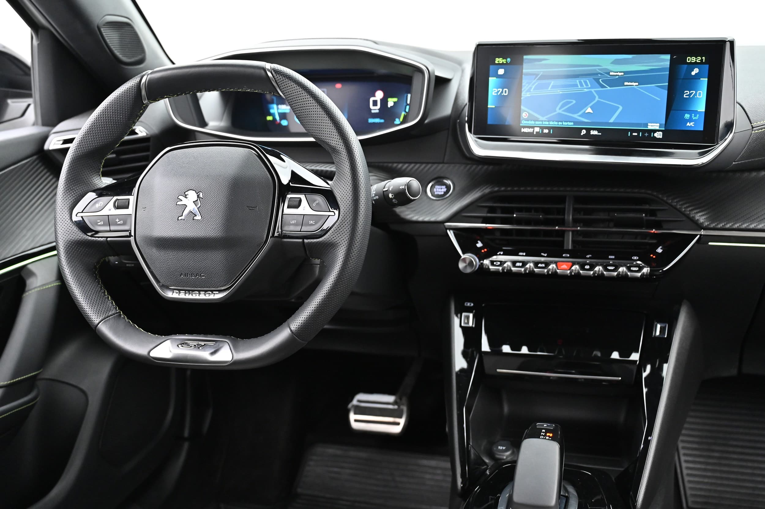 Peugeot e-2008