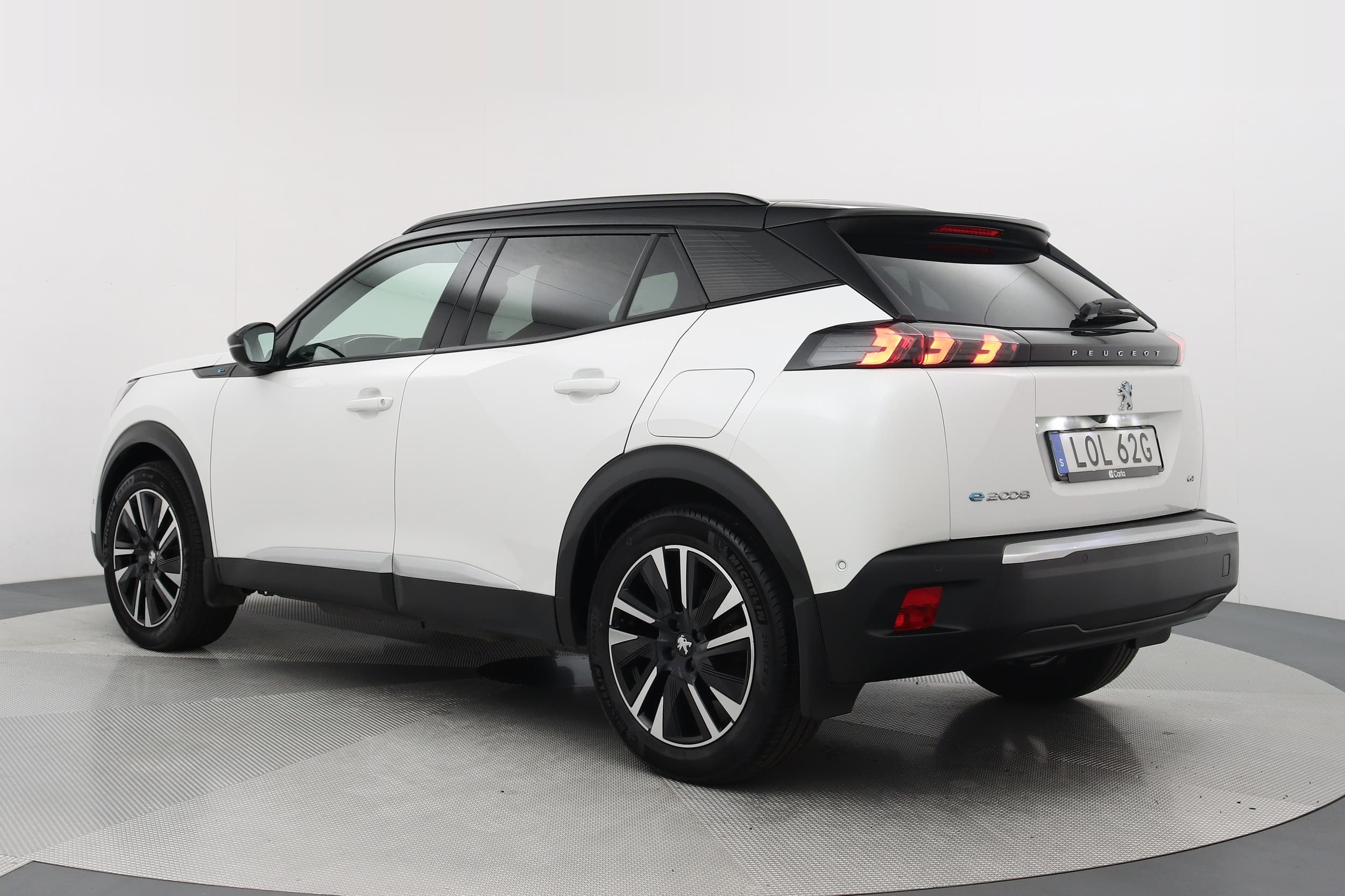 Peugeot e-2008