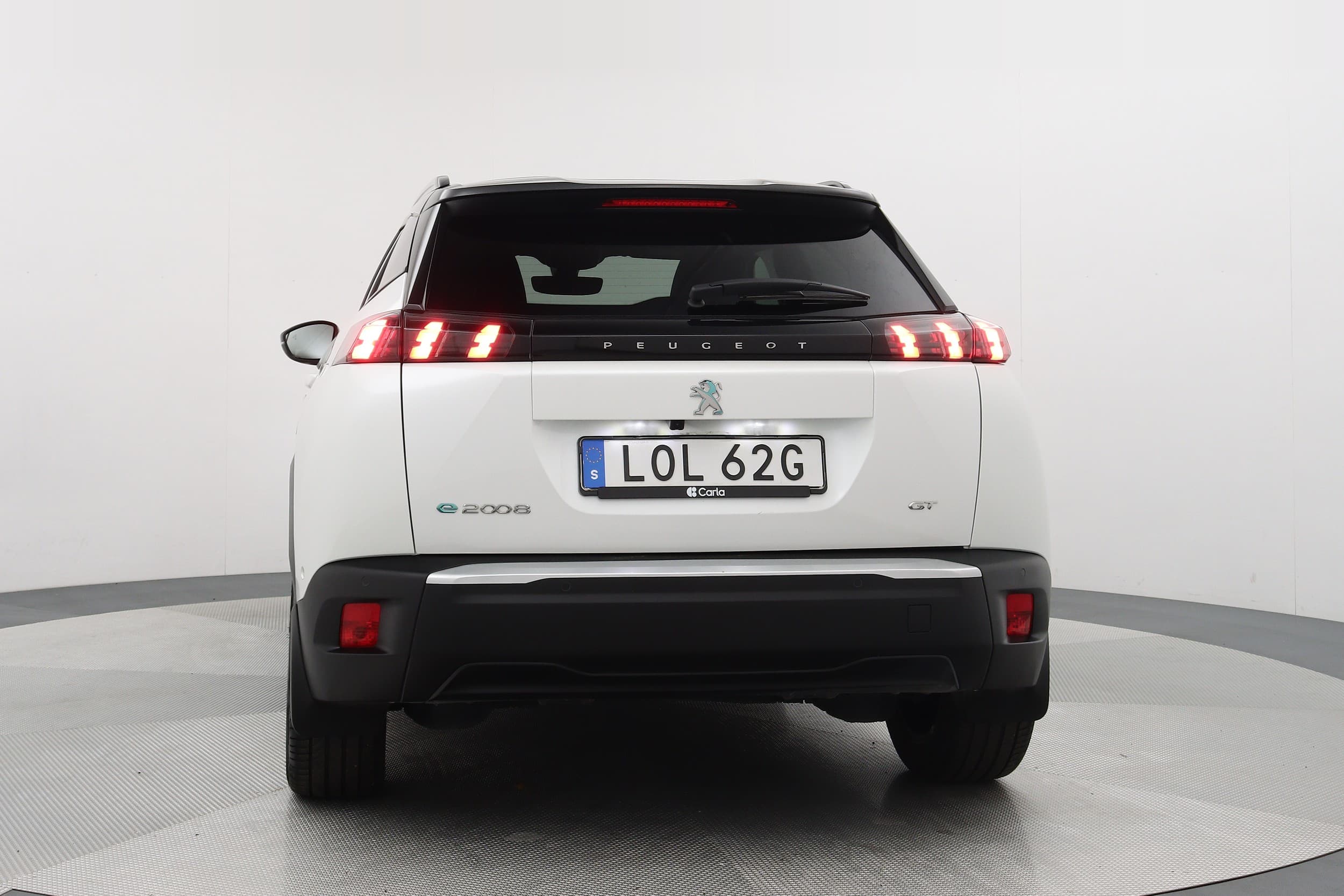 Peugeot e-2008