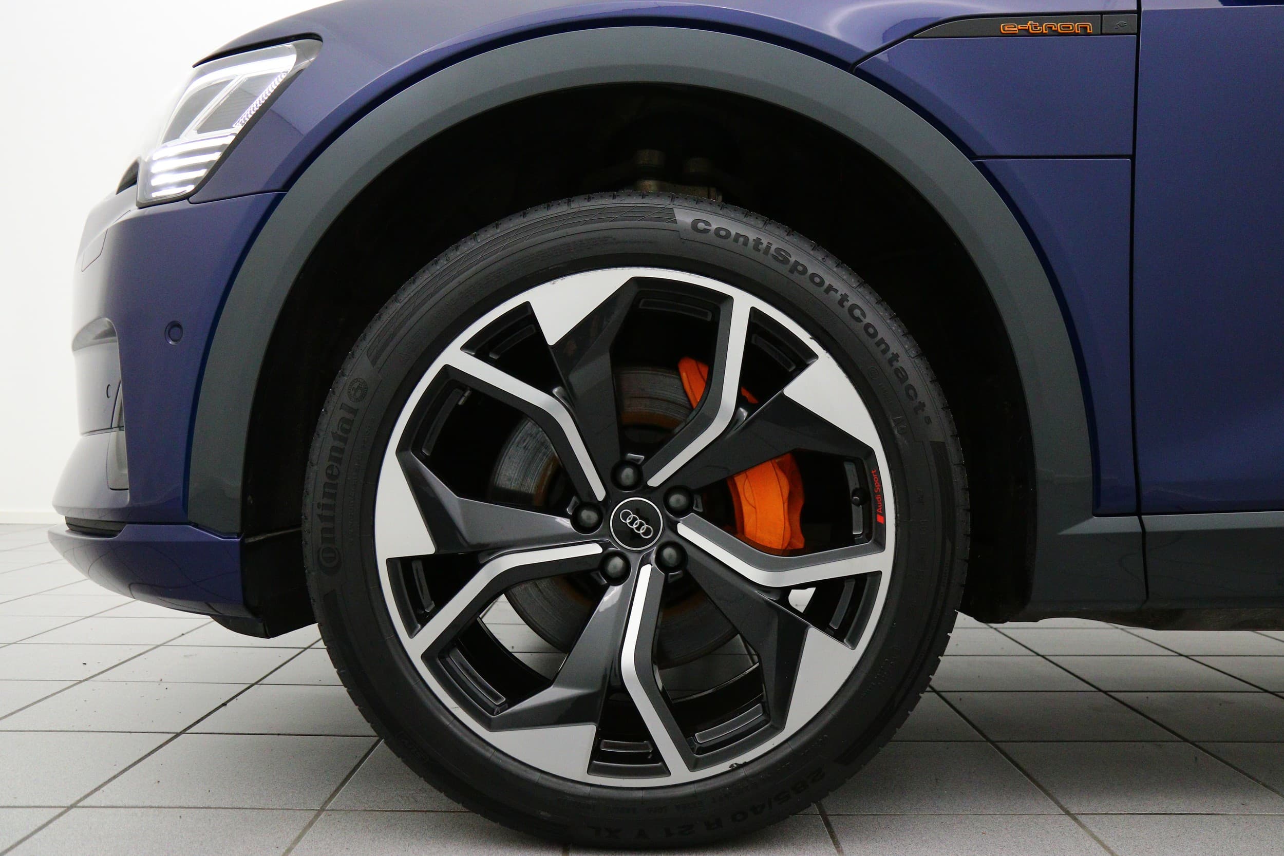 Audi e-tron
