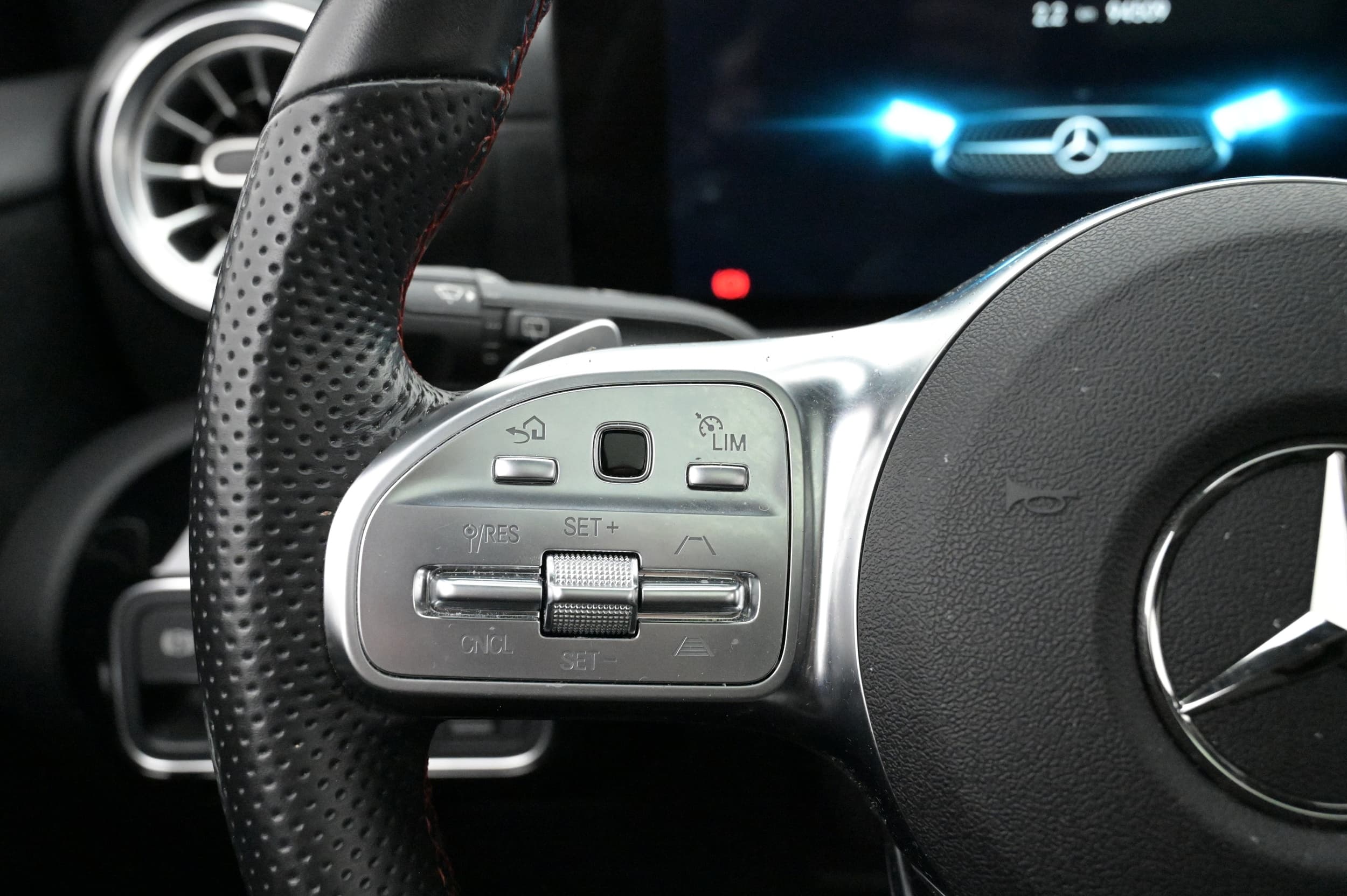 Adaptiv farthållare Distronic Plus