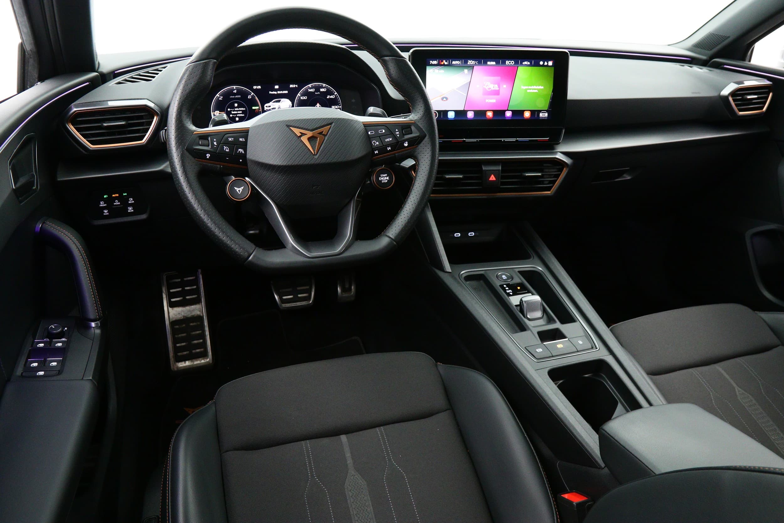 Cupra León