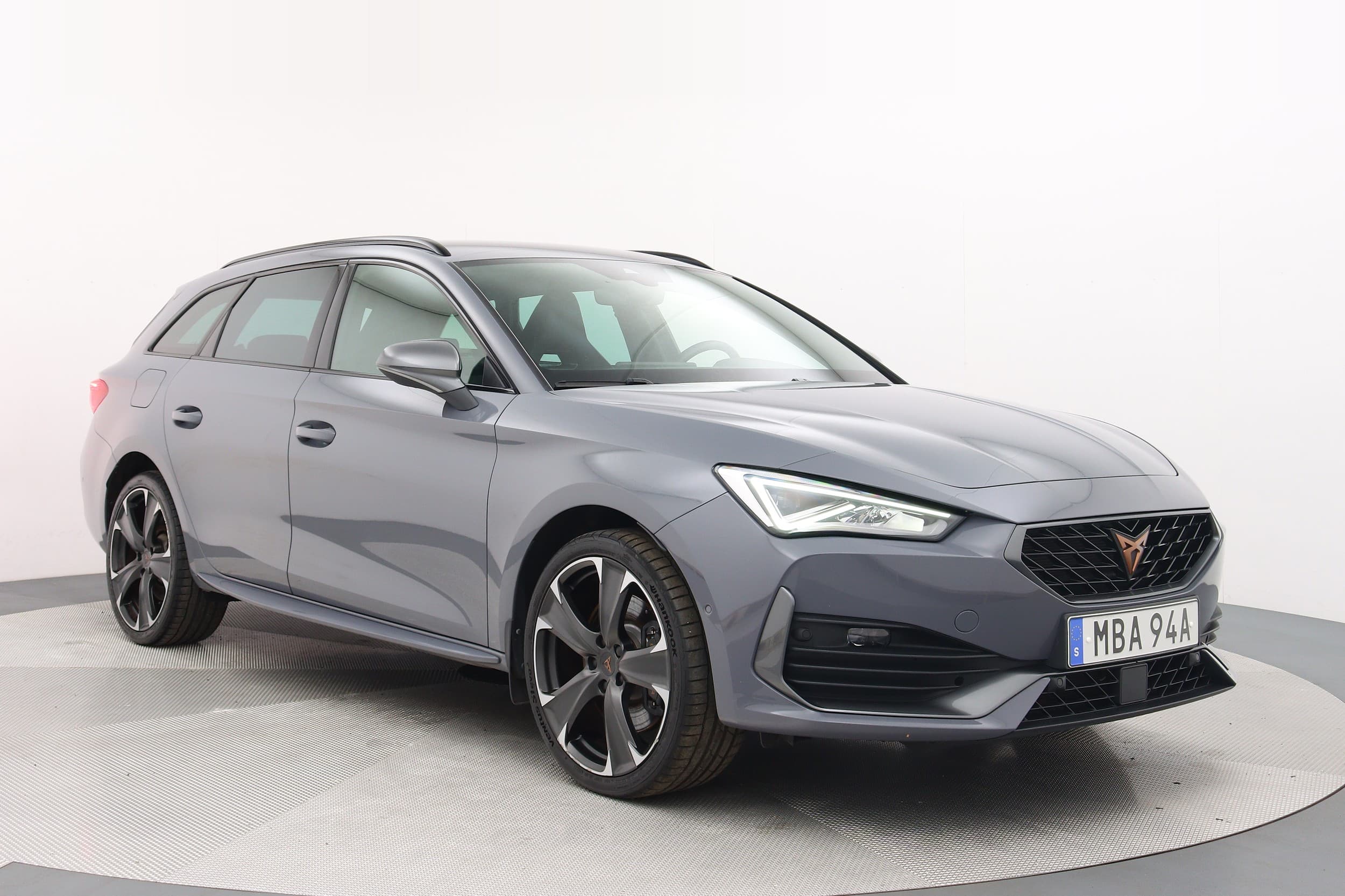 Cupra León