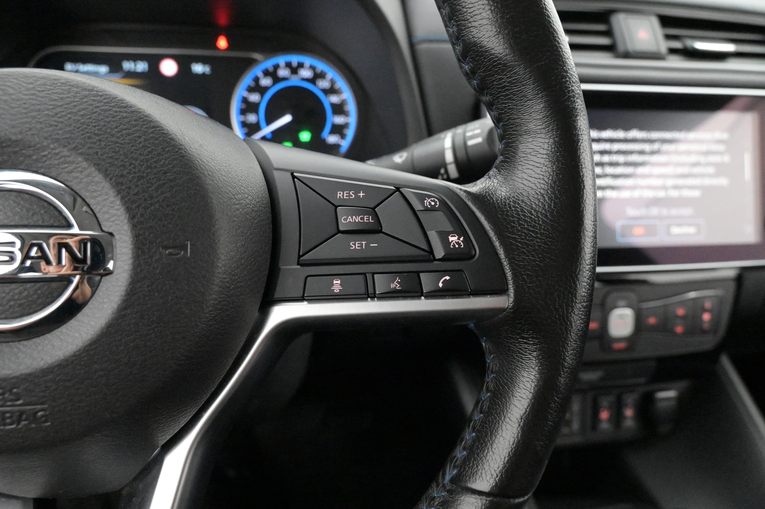 Intelligent adaptiv farthållare och Driver Assist Pack