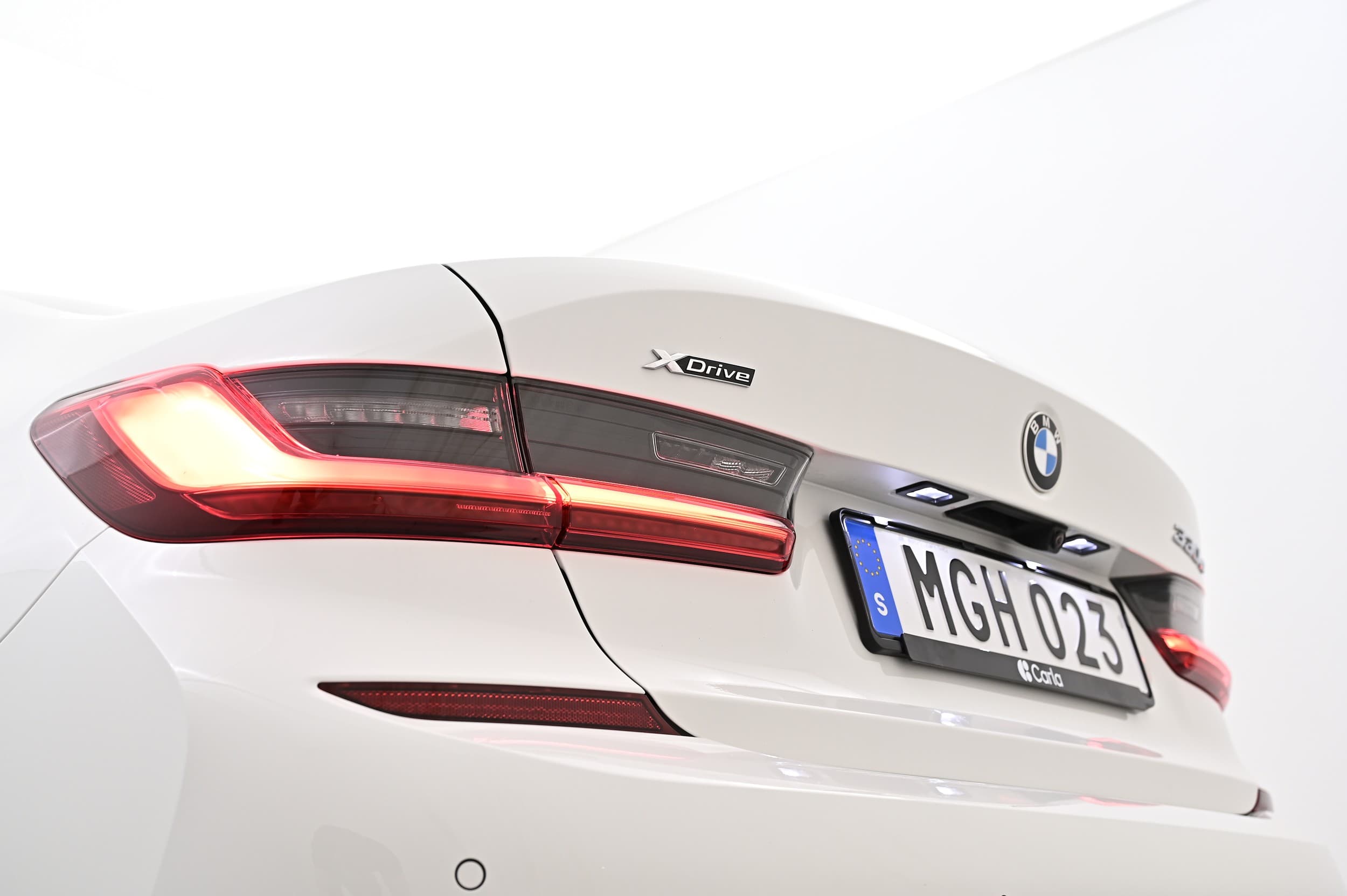 BMW 330e