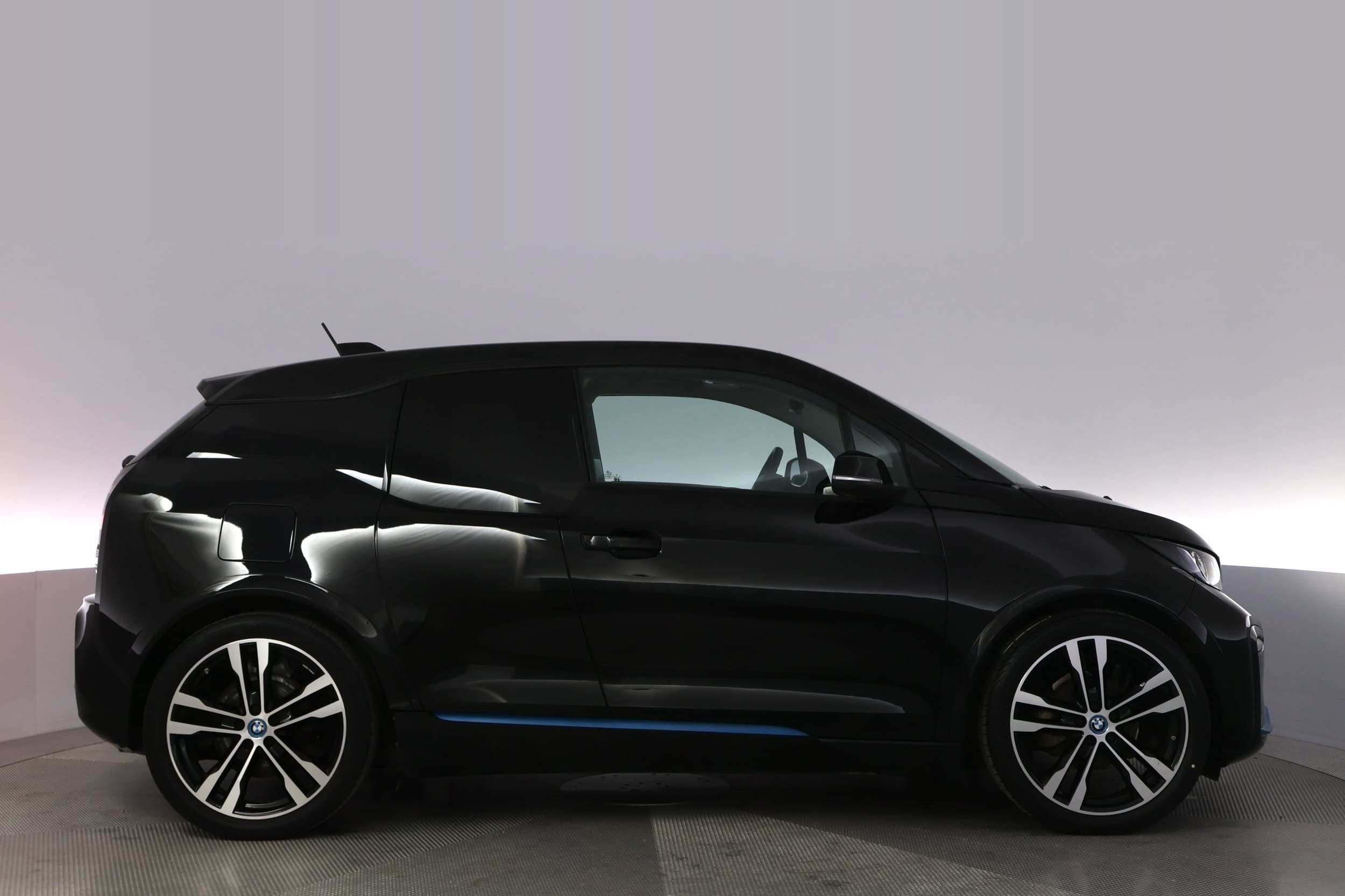 BMW i3s