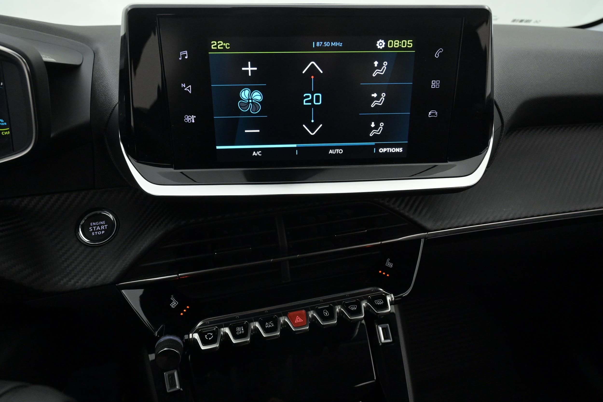 Peugeot e-208