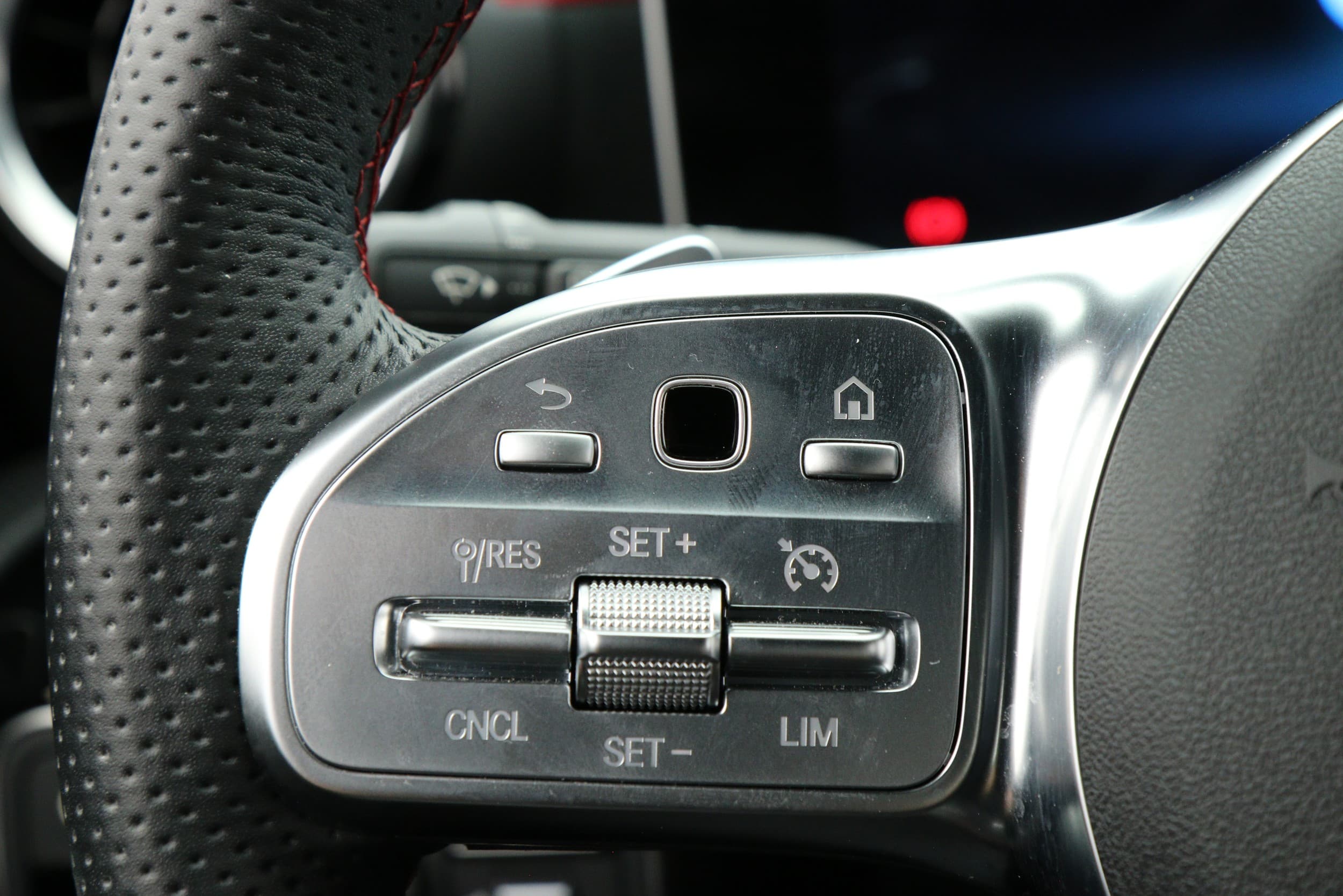 Mercedes A