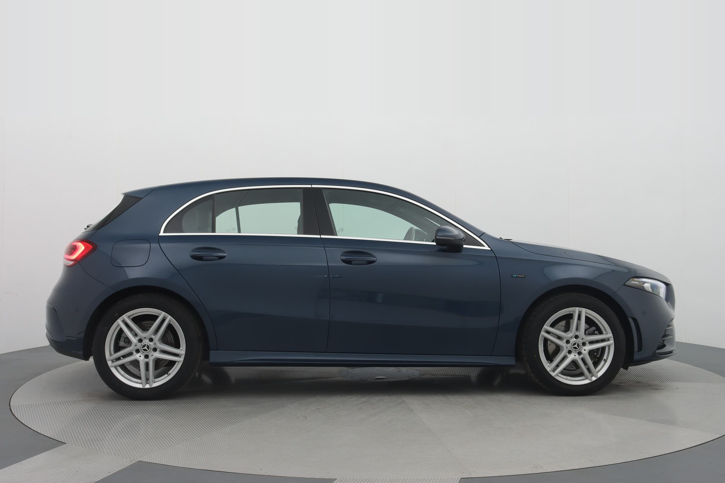 Mercedes A