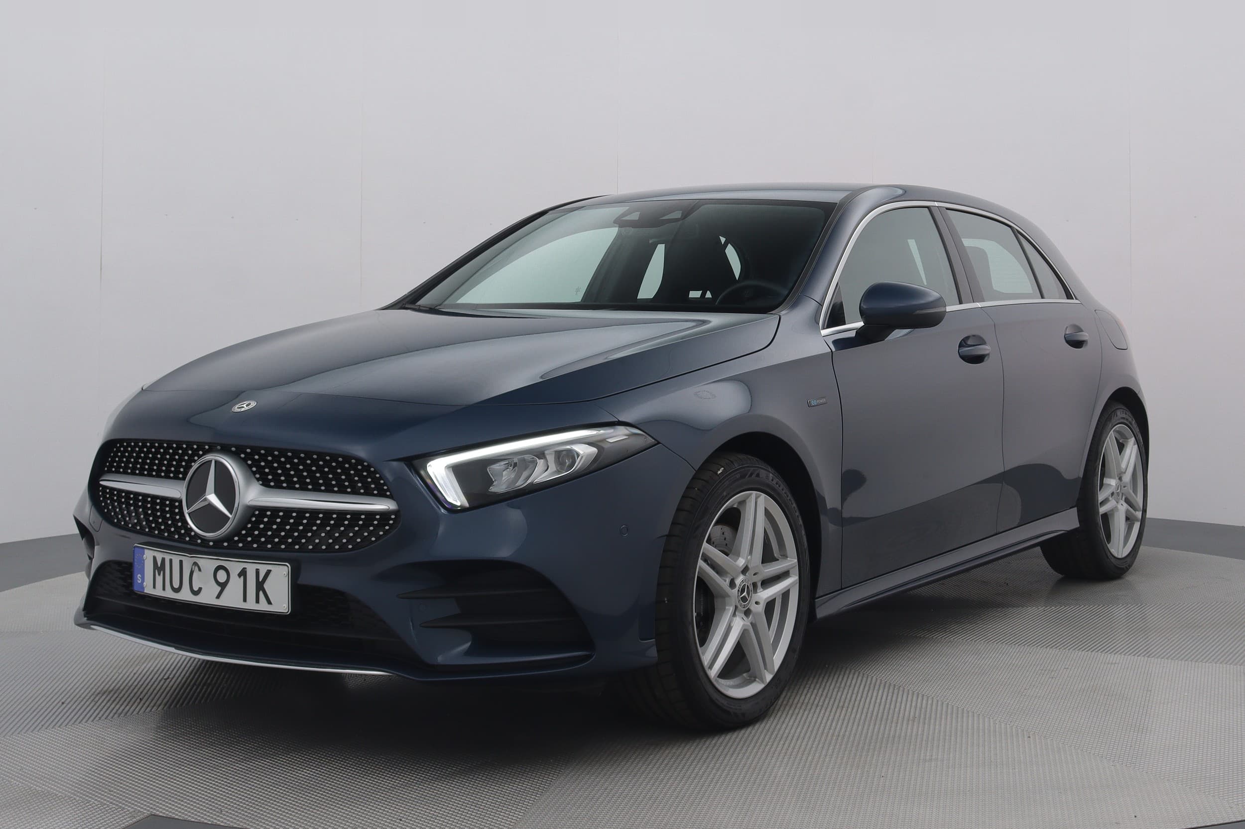 Mercedes A