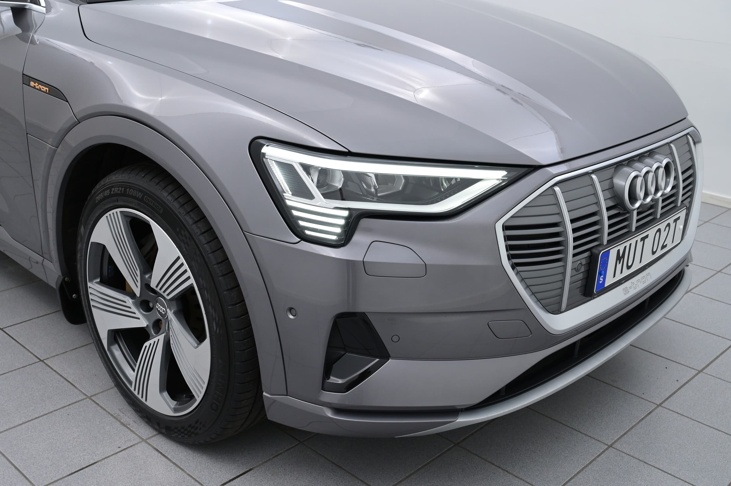 Audi e-tron