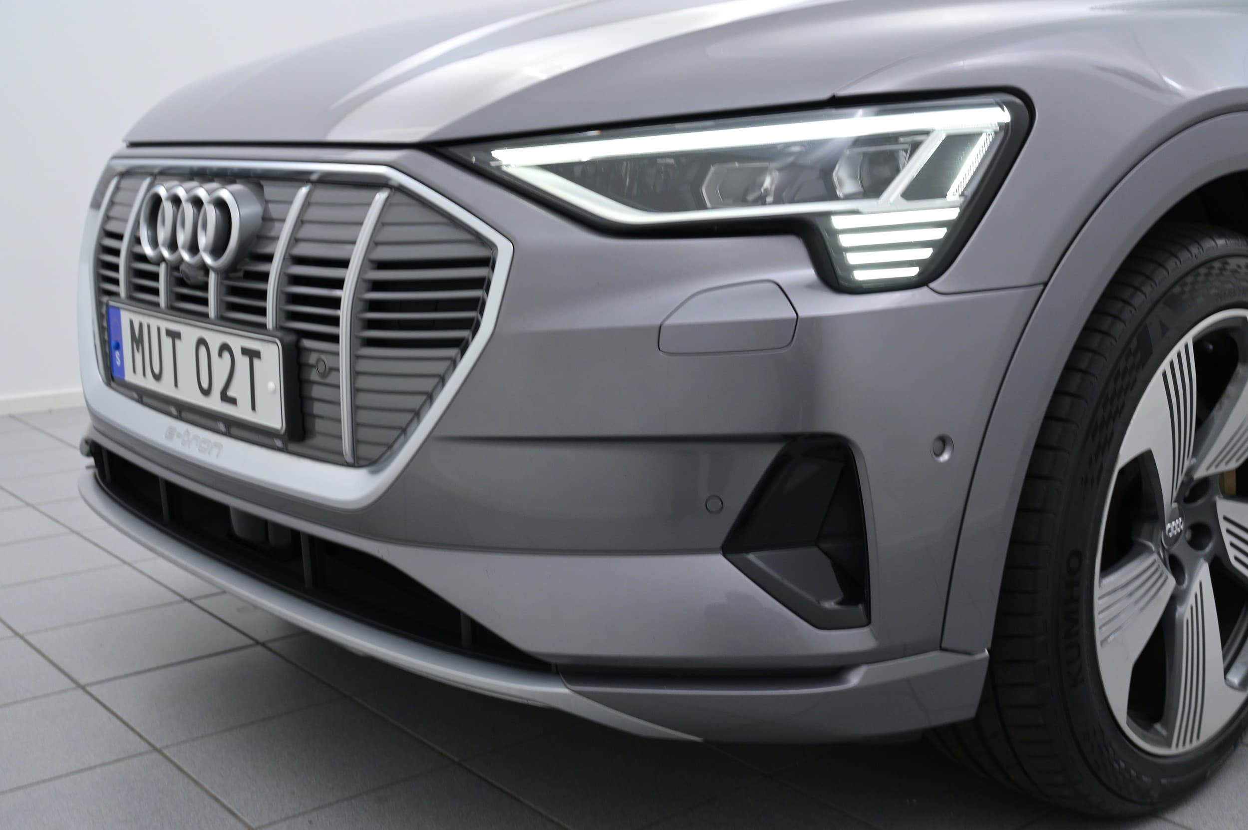 Audi e-tron
