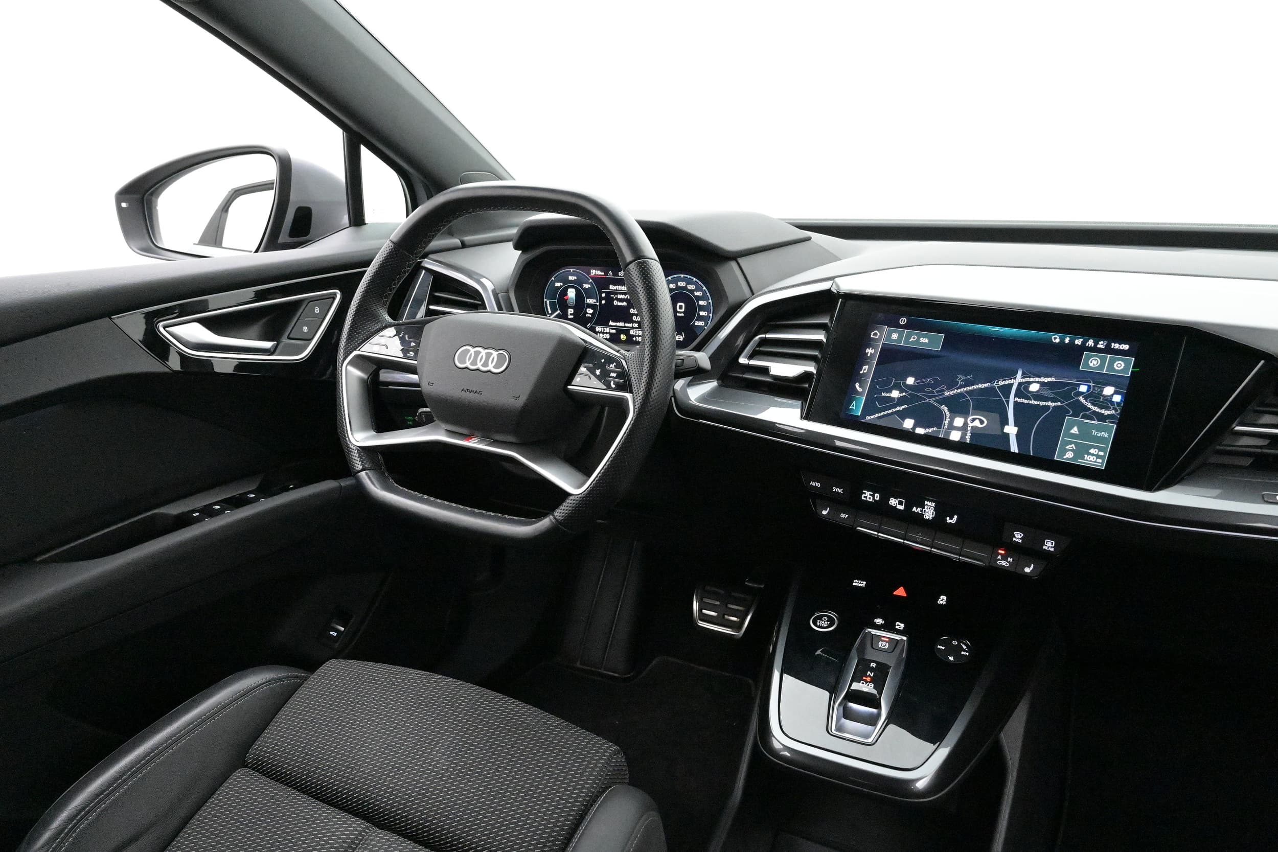 Audi Q4