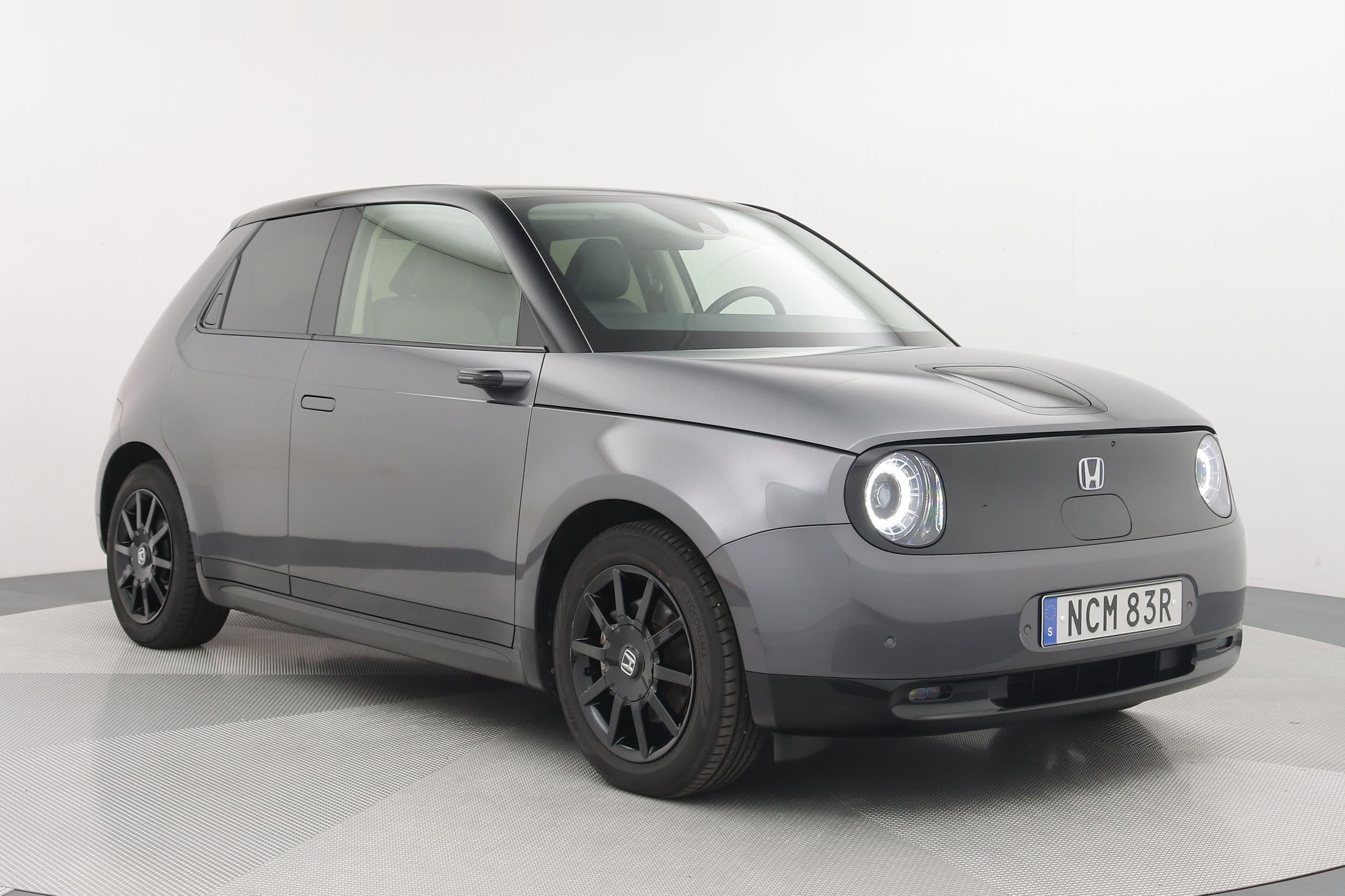 Honda E
